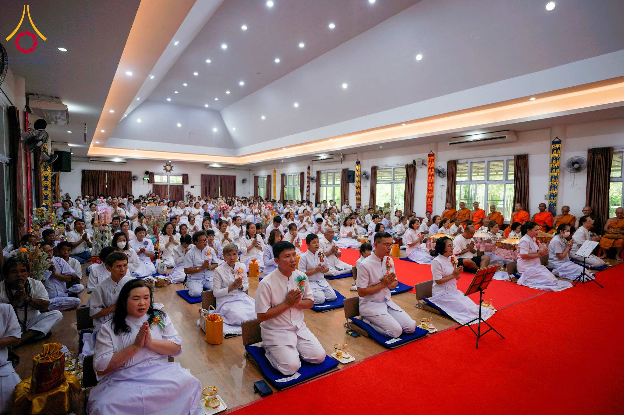 ศูนย์ปฏิบัติธรรมลำปาง จัดพิธีทอดกฐินสามัคคี