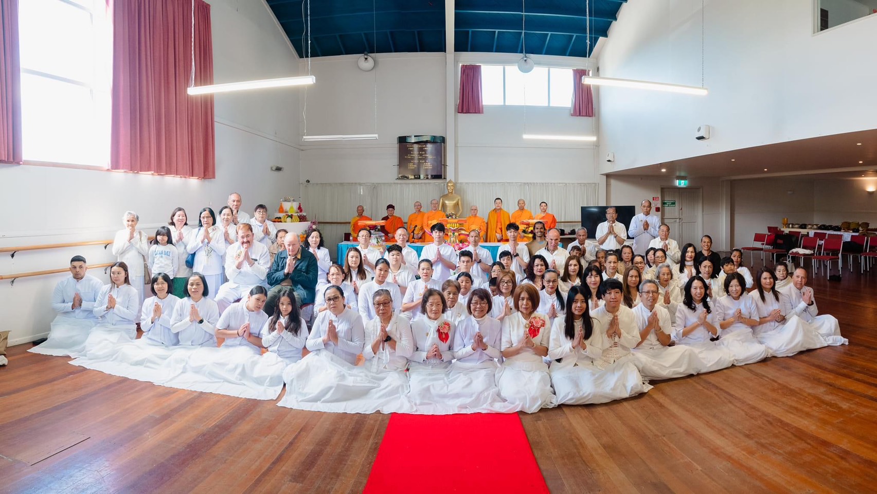 วัดพระธรรมกายเวลลิงตัน จัดพิธีทอดผ้าป่าบริวารกฐิน