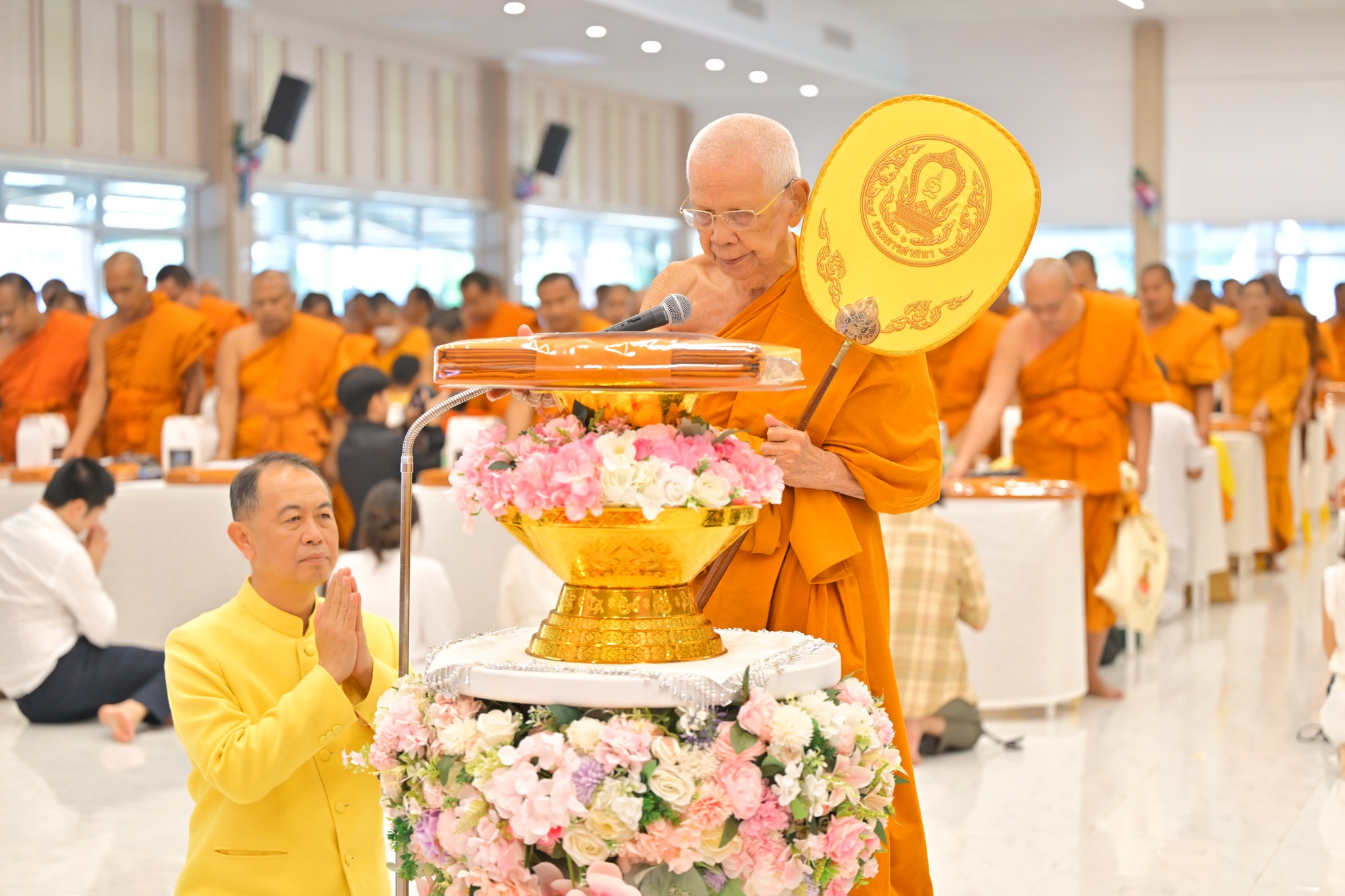 กรมการศาสนา พระธรรมทูตสายประเทศอินเดีย-เนปาล และวัดพระธรรมกาย จัดพิธีถวายผ้ากฐิน จังหวัดชายแดนภาคใต้
