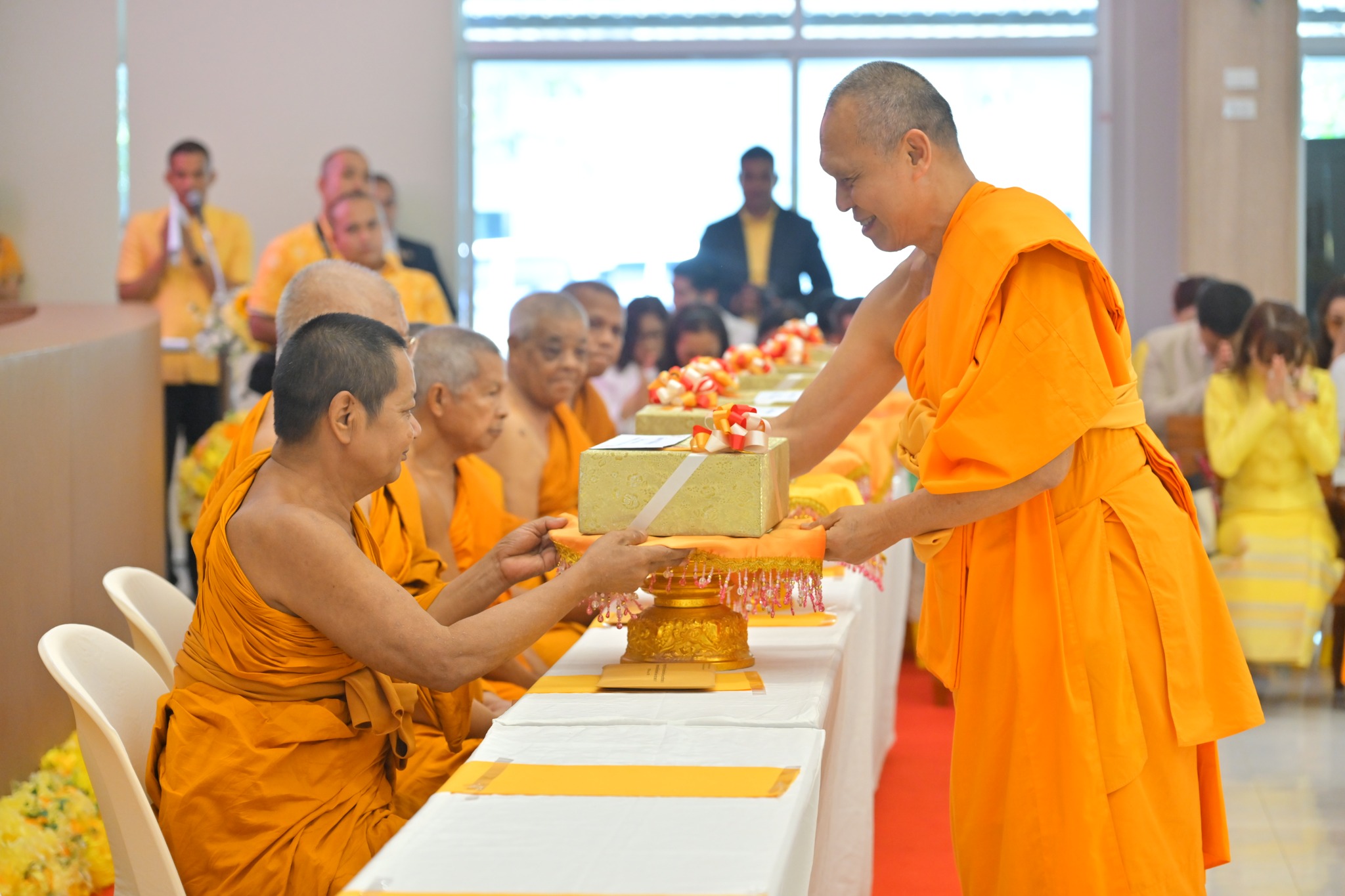 กรมการศาสนา พระธรรมทูตสายประเทศอินเดีย-เนปาล และวัดพระธรรมกาย จัดพิธีถวายผ้ากฐิน จังหวัดชายแดนภาคใต้