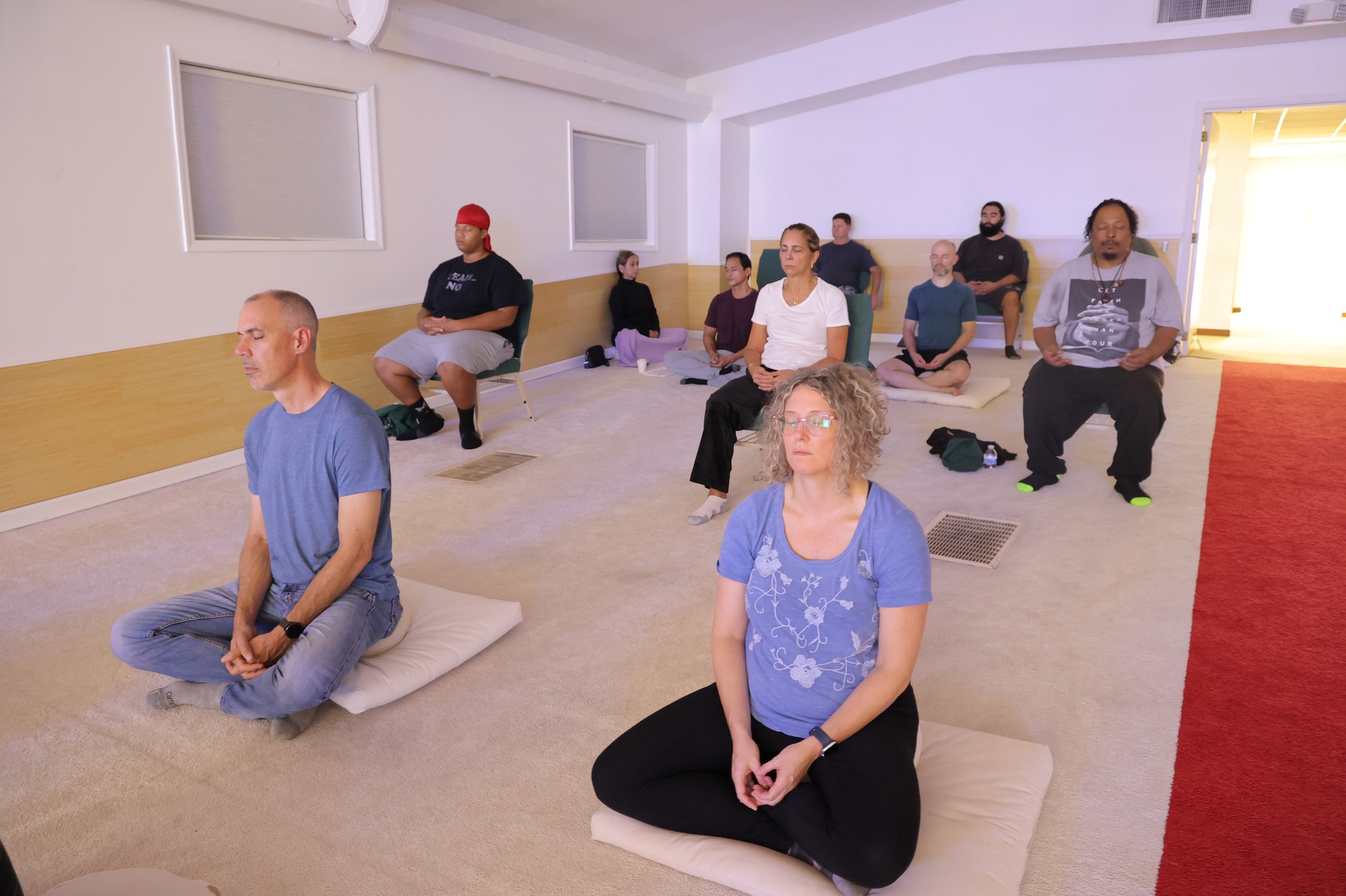 วัดพระธรรมกายจอร์เจีย จัดกิจกรรมนั่งสมาธิสำหรับชาวท้องถิ่น