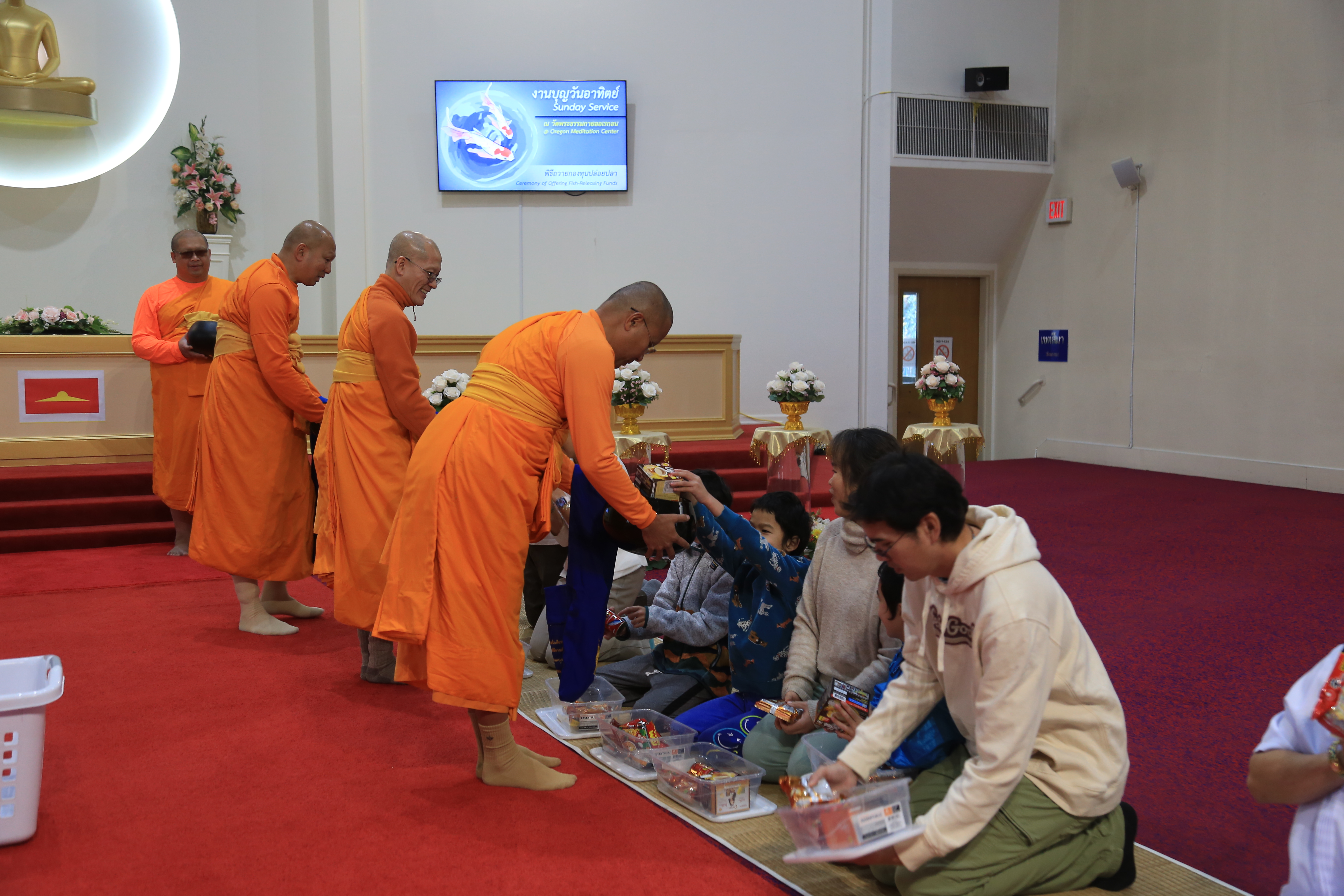 วัดพระธรรมกายออเรกอน จัดกิจกรรมงานบุญวันอาทิตย์