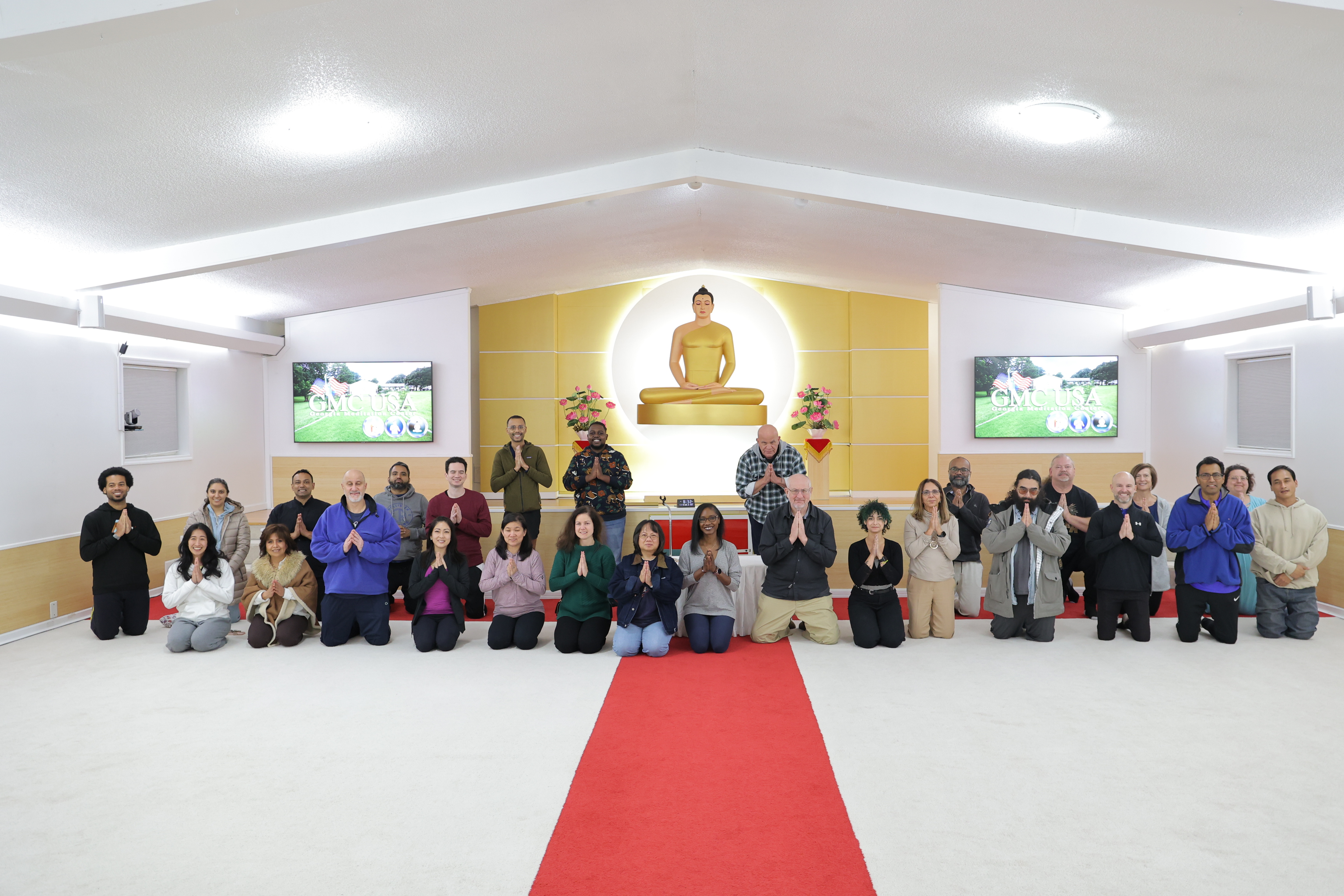 วัดพระธรรมกายจอร์เจีย จัดกิจกรรมนั่งสมาธิสำหรับชาวท้องถิ่น