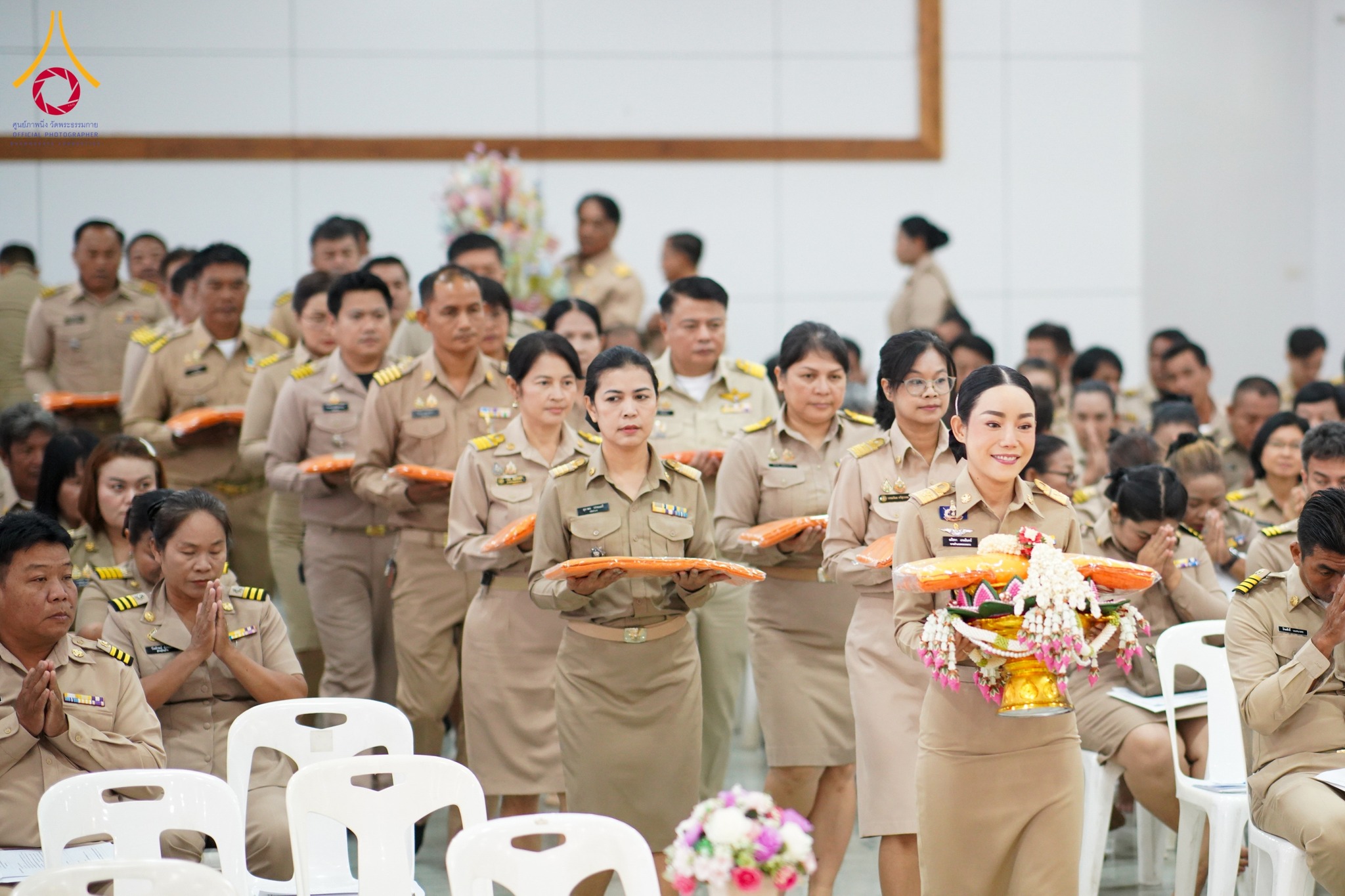 ชมรมกำนัน ผู้ใหญ่บ้านฯ อ.คลองหลวง ทอดผ้าป่าสมทบโครงการกฐินสามัคคีทั่วไทย 30,000 วัด