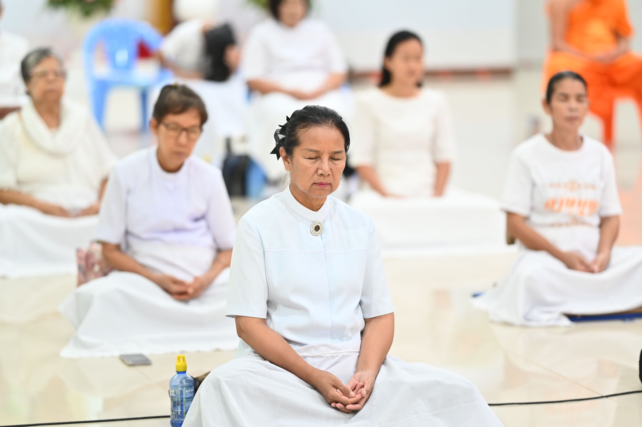 ศูนย์ปฏิบัติธรรมพนมสารคาม จัดปฏิบัติธรรมโครงการหมู่บ้านรักษาศีล 5