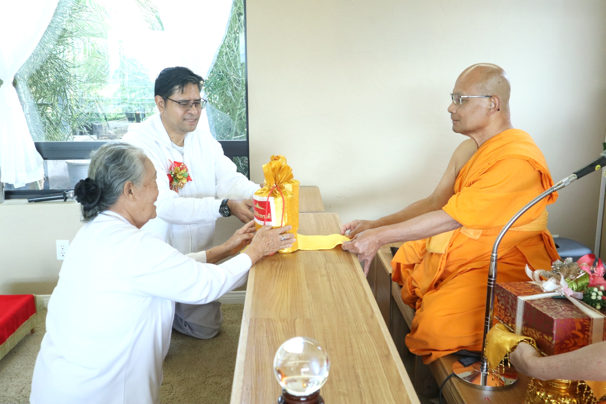 วัดภาวนาซานดิเอโก จัดกิจกรรมงานบุญวันอาทิตย์