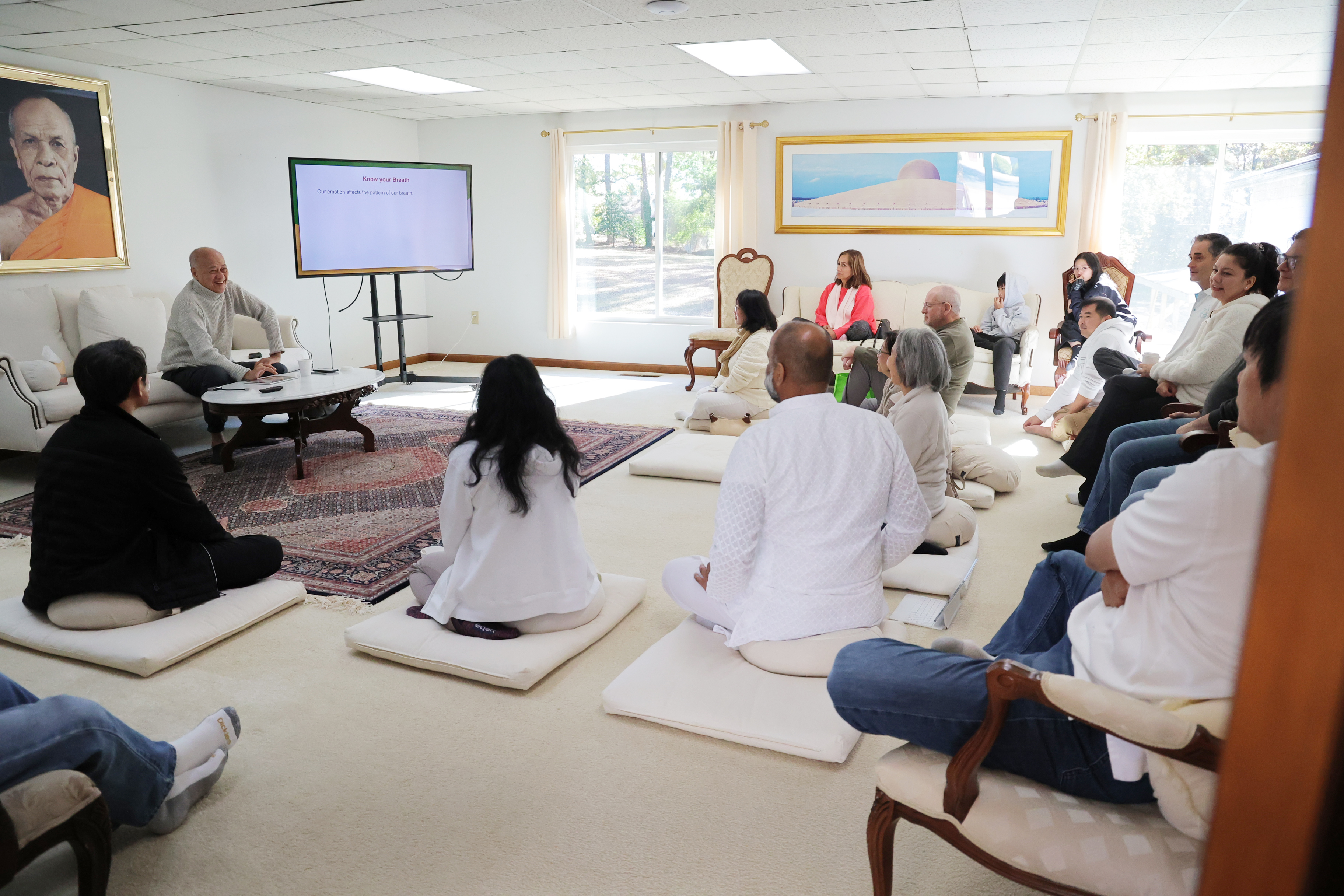 วัดพระธรรมกายจอร์เจีย จัดงานบุญวันอาทิตย์