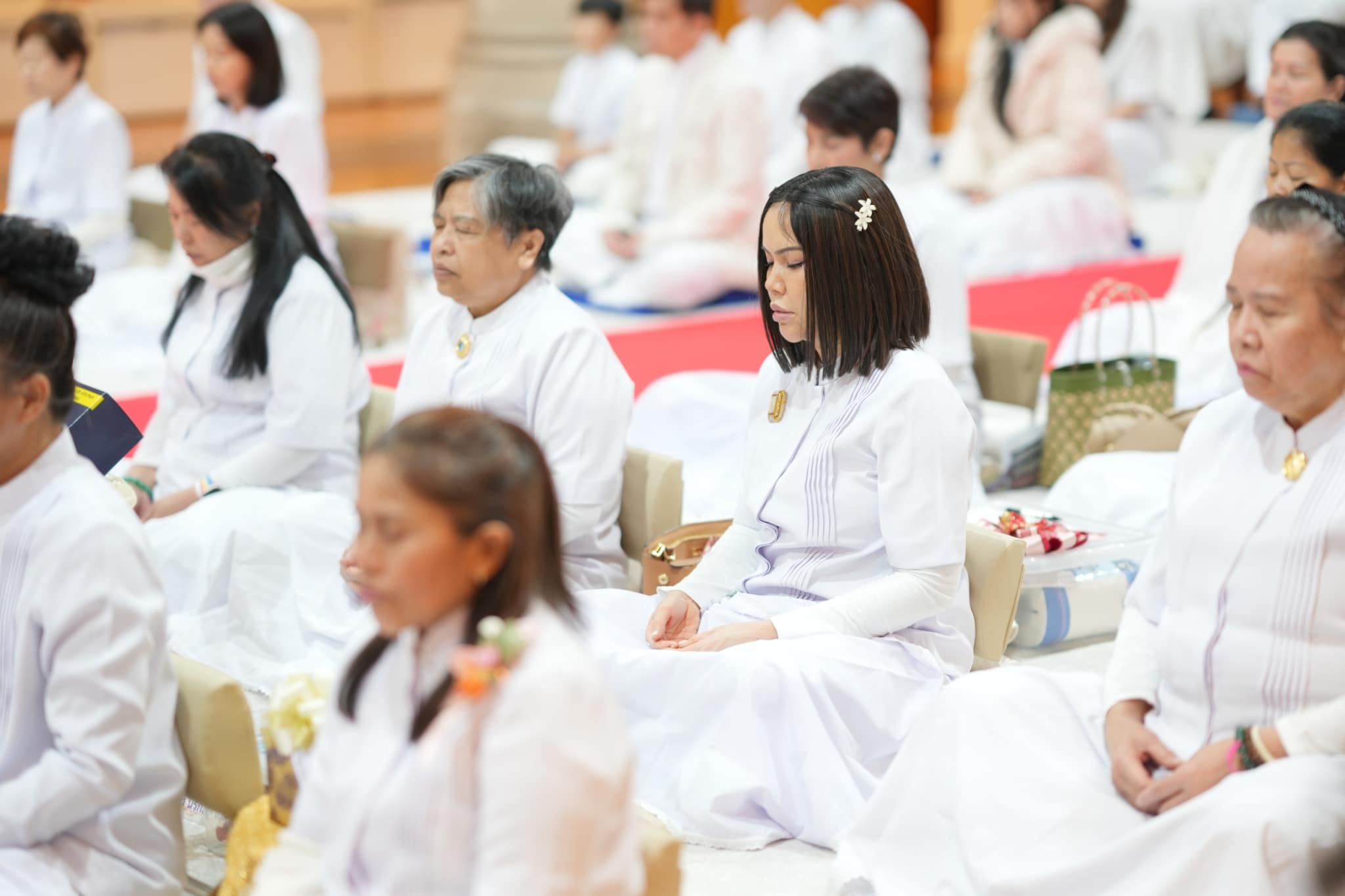 วัดพระธรรมกายลอนดอน จัดงานบุญบูชาข้าวพระ
