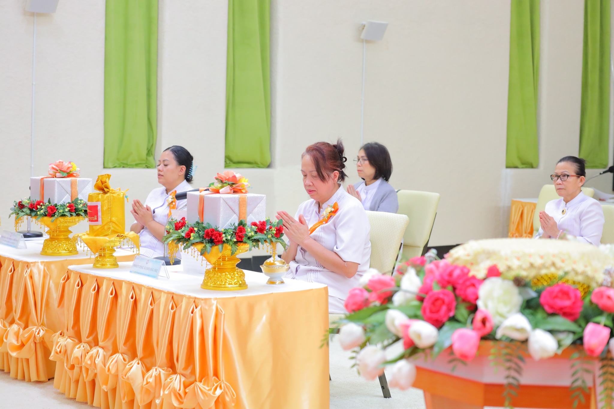 วัดพระธรรมกายแคนซัส จัดงานบูชาข้าวพระ