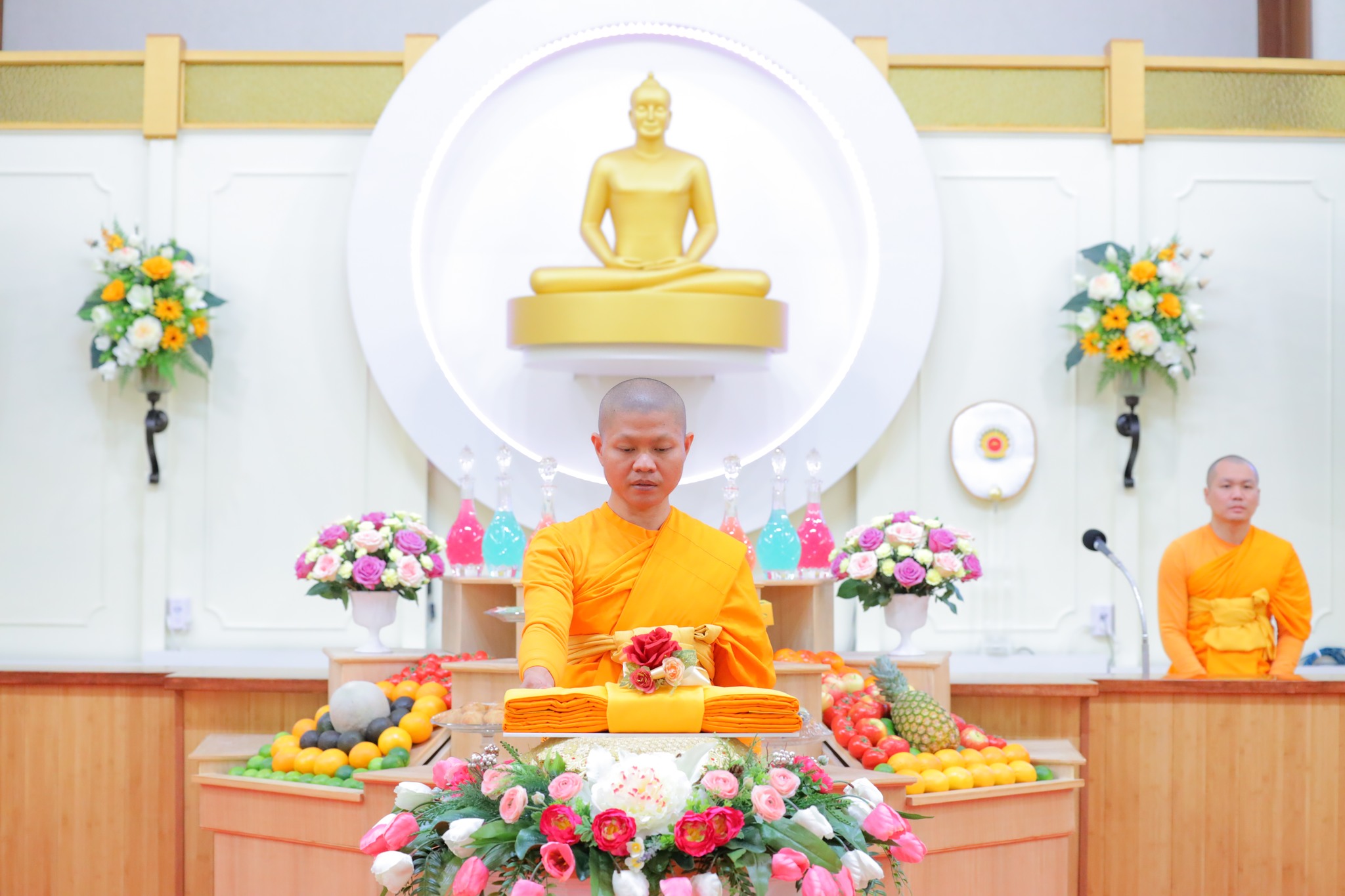วัดพระธรรมกายแคนซัส จัดงานบูชาข้าวพระ