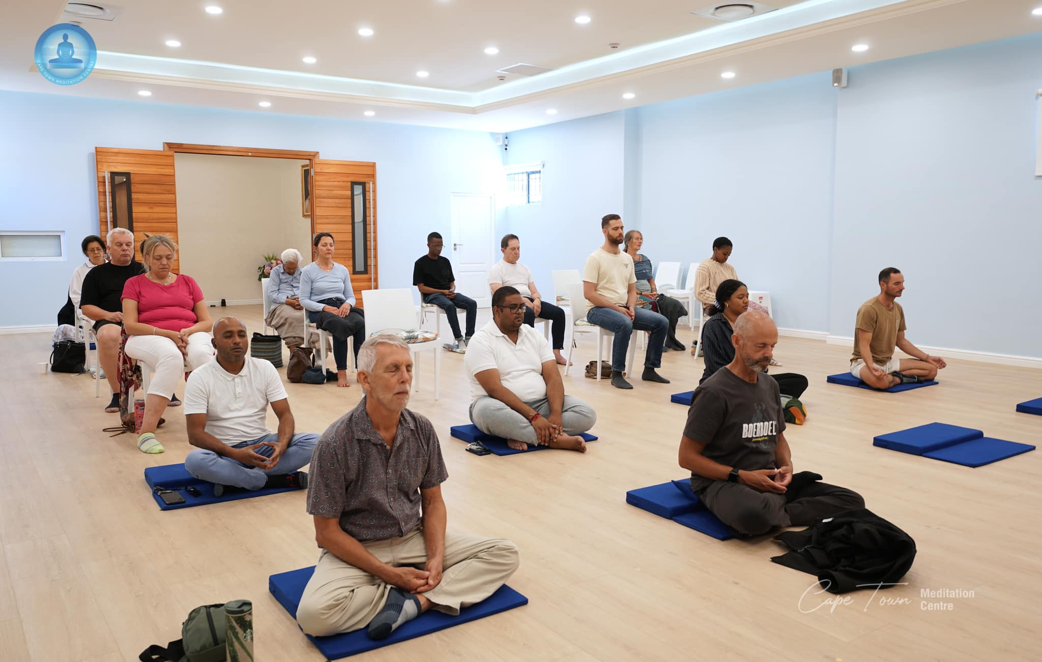 วัดพุทธเคปทาวน์ จัดปฏิบัติธรรมชาวท้องถิ่น