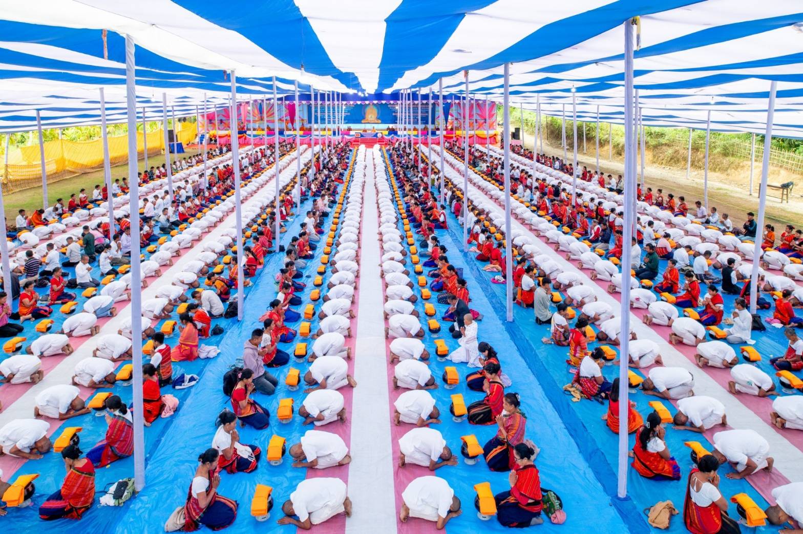 พิธีบรรพชาสามเณร 500 รูป ณ ประเทศอินเดีย