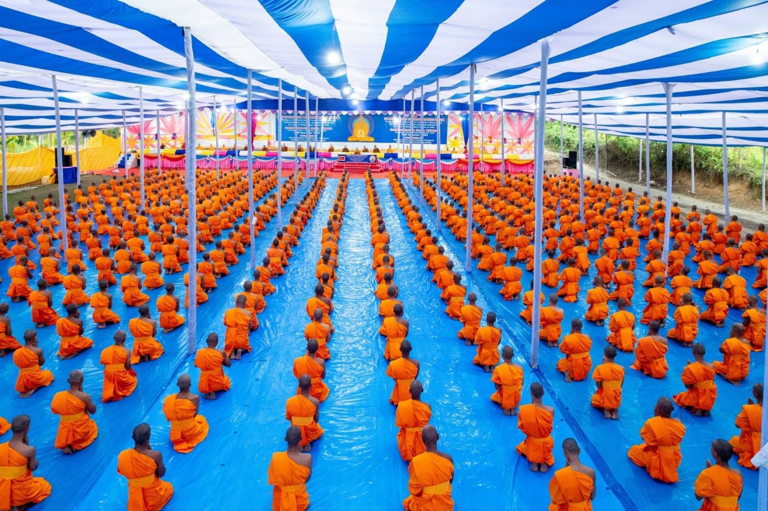 พิธีบรรพชาสามเณร 500 รูป ณ ประเทศอินเดีย