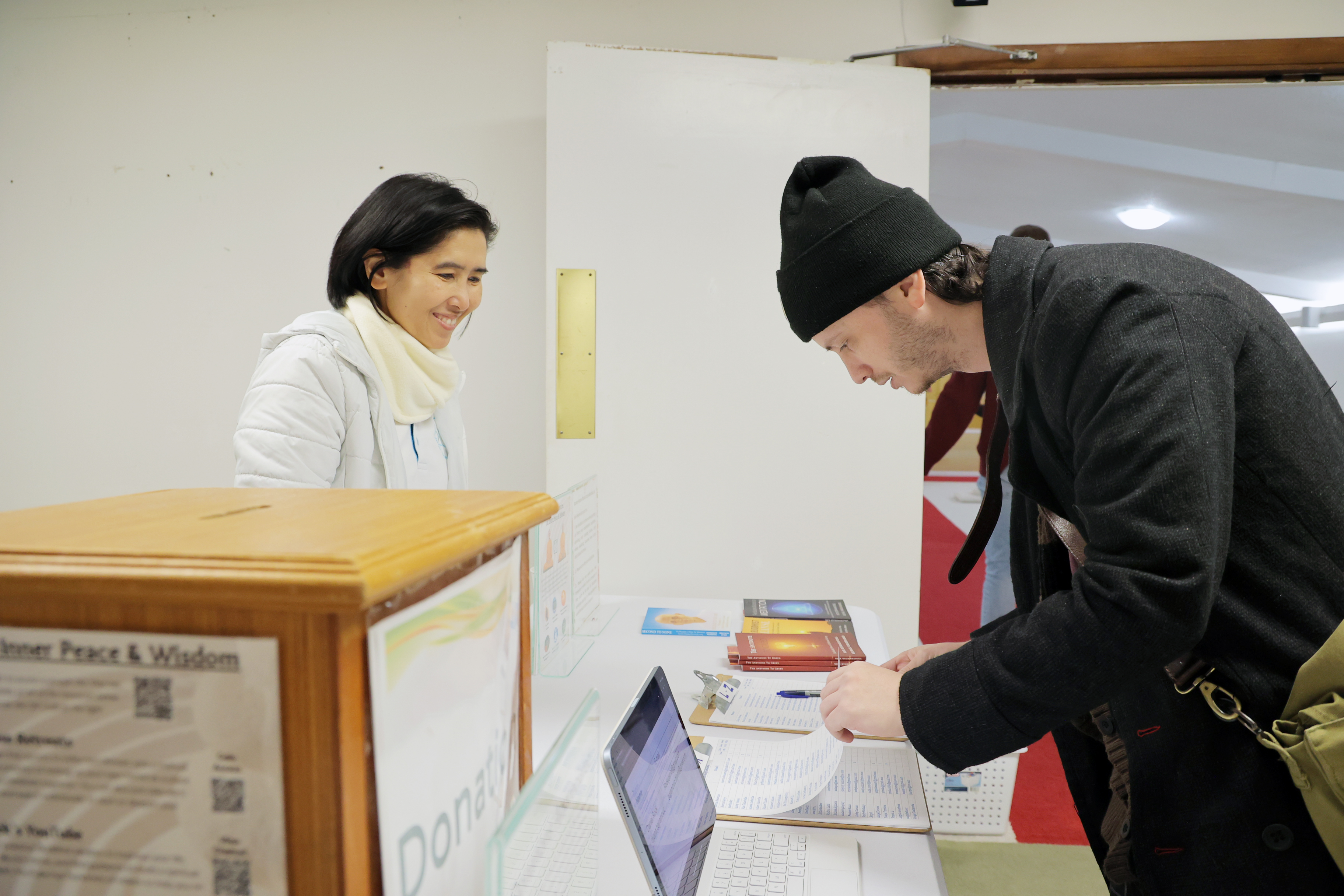 วัดพระธรรมกายจอร์เจีย จัดกิจกรรมนั่งสมาธิสำหรับชาวท้องถิ่น