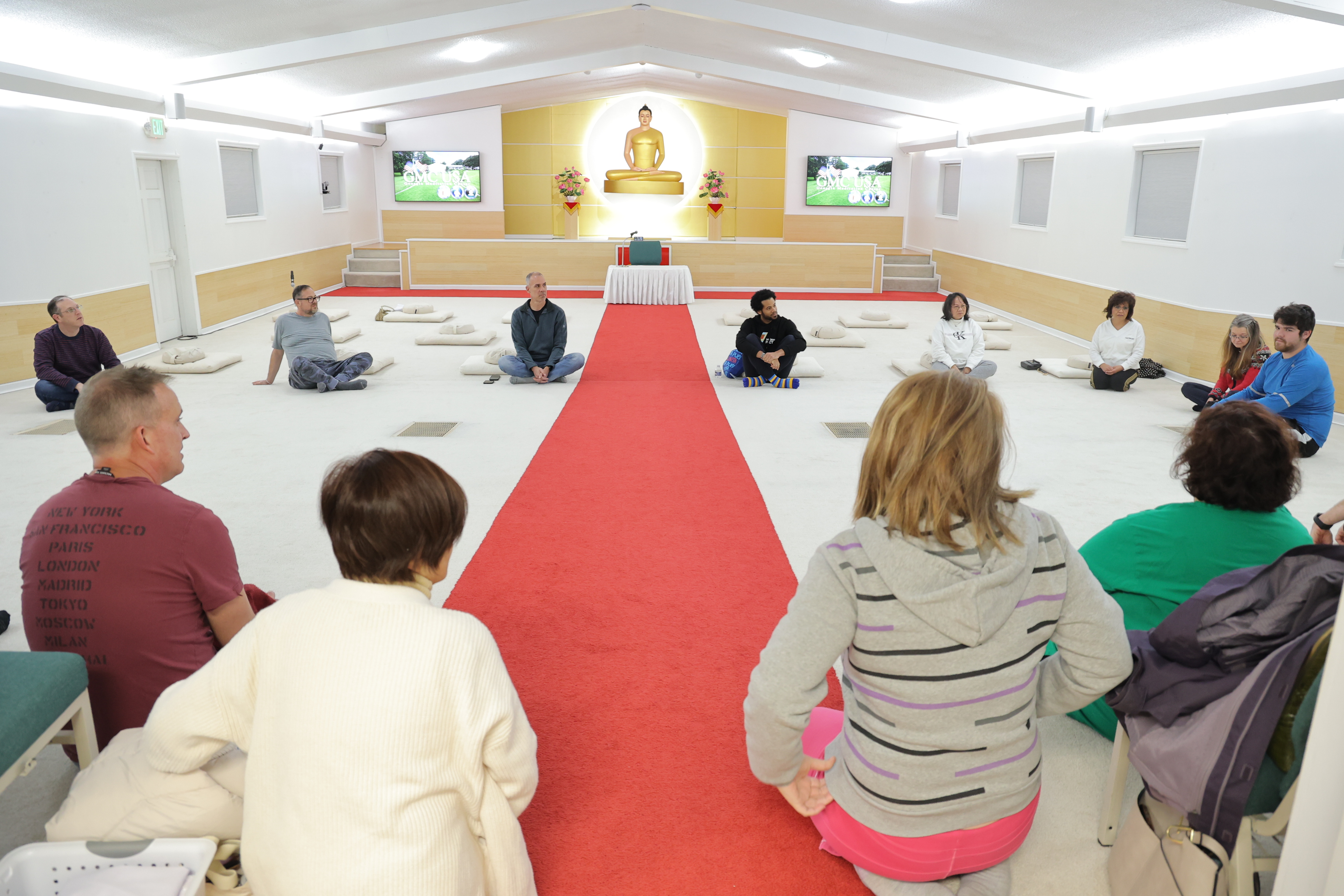 วัดพระธรรมกายจอร์เจีย จัดกิจกรรมนั่งสมาธิสำหรับชาวท้องถิ่น