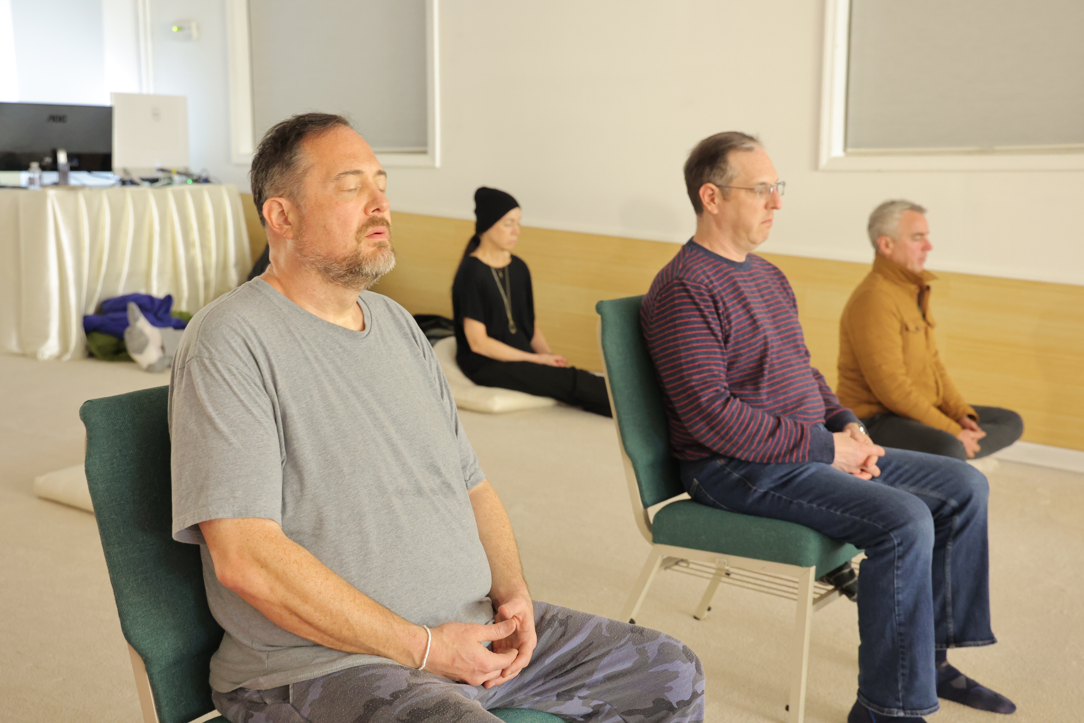 วัดพระธรรมกายจอร์เจีย จัดกิจกรรมนั่งสมาธิสำหรับชาวท้องถิ่น