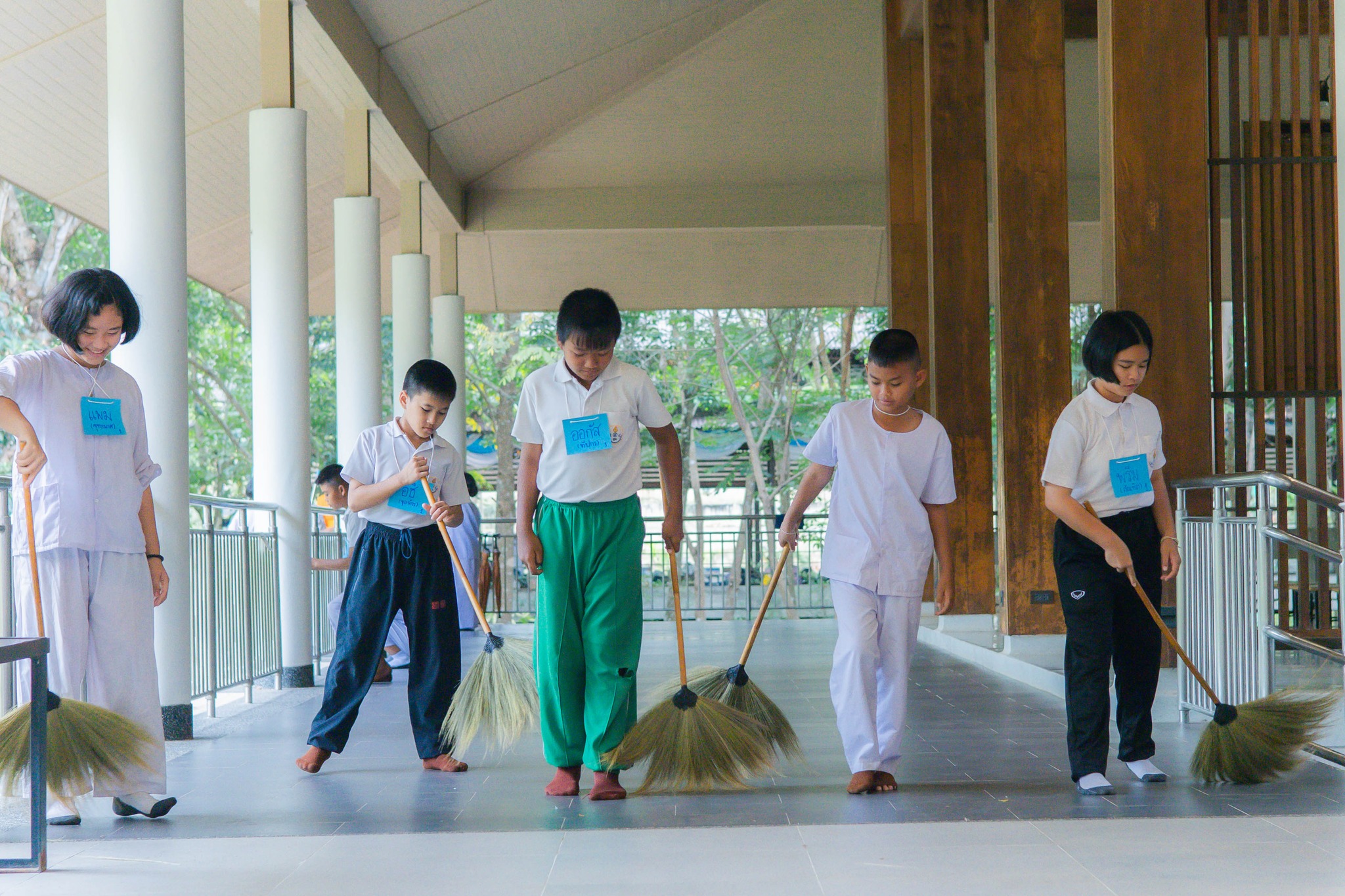 ศูนย์ปฏิบัติธรรมแก้วเมืองเลย จัดอบรมศีลธรรม โรงเรียนบ้านหนองหญ้าไซ