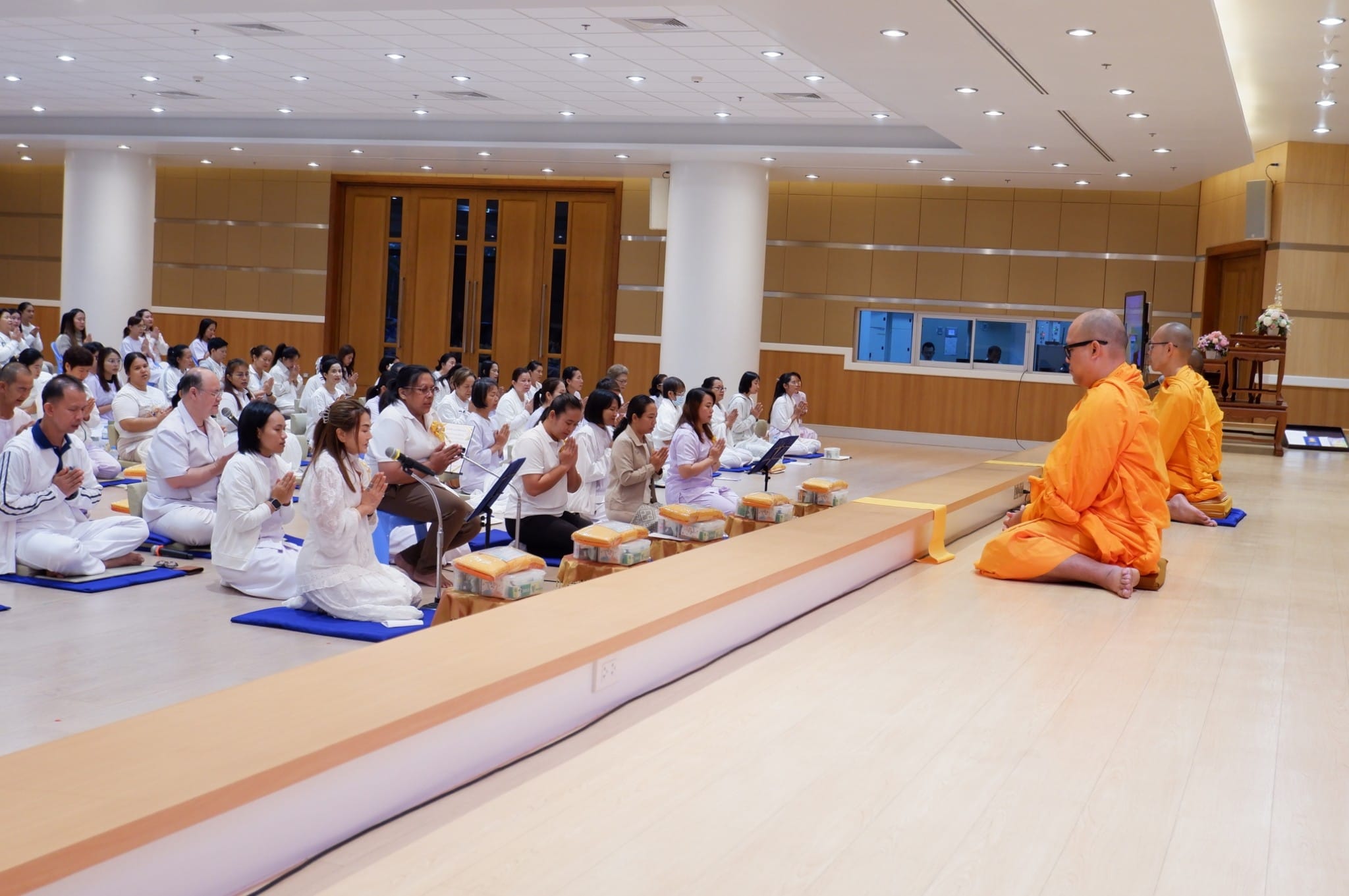 โครงการปฏิบัติธรรมครูฟื้นฟูศีลธรรมโลก  ประจำปี พ.ศ. 2567