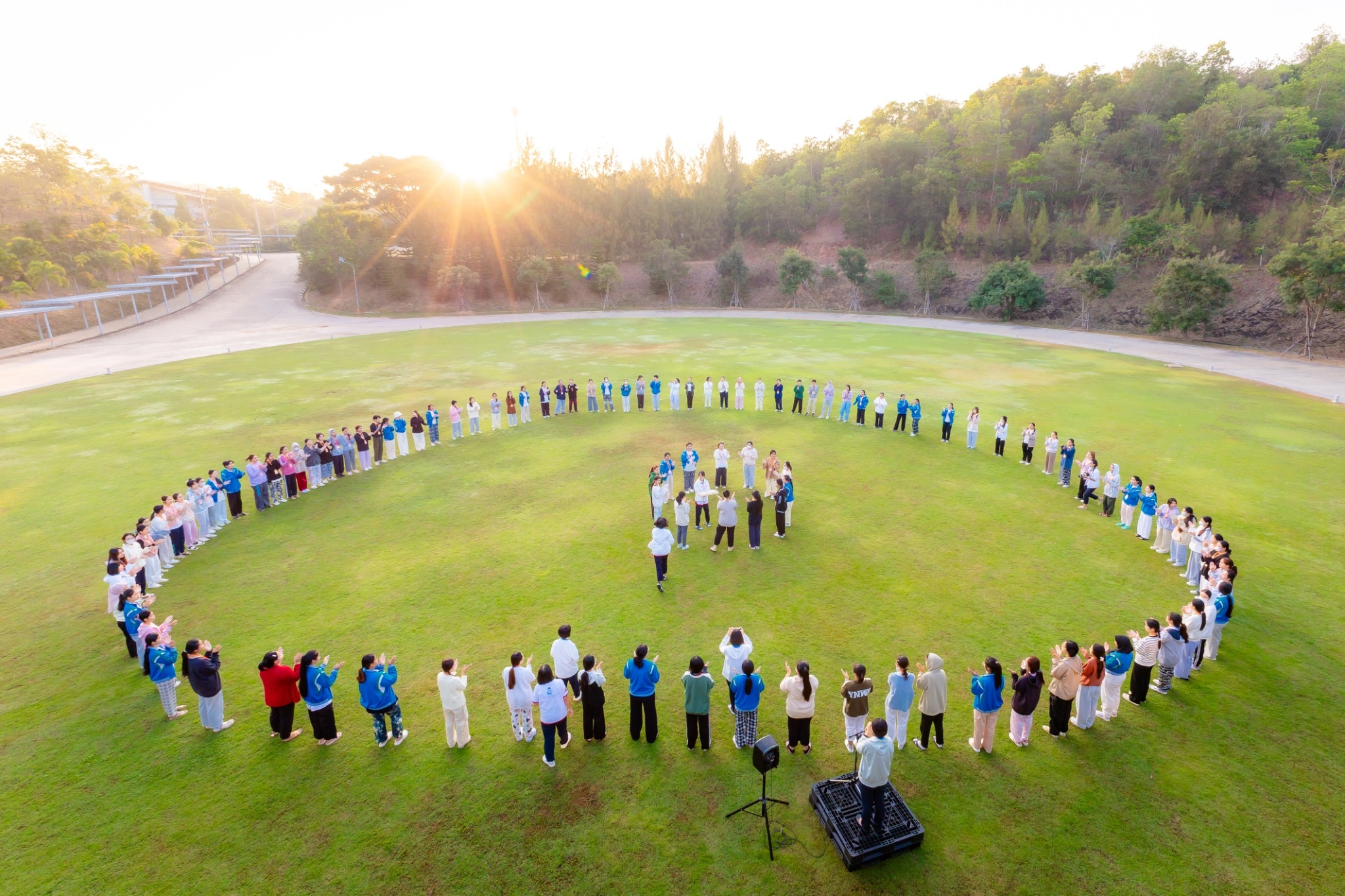 โครงการปฏิบัติธรรมเพื่อให้เกิดสติ ปัญญาและสันติสุข ปีที่ 2 มหาวิทยาลัยนานาชาติเซนต์เทเรซา