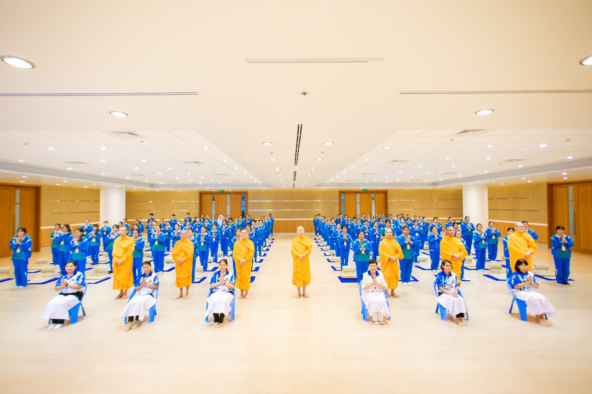 โครงการปฏิบัติธรรมเพื่อให้เกิดสติ ปัญญาและสันติสุข ปีที่ 2 มหาวิทยาลัยนานาชาติเซนต์เทเรซา