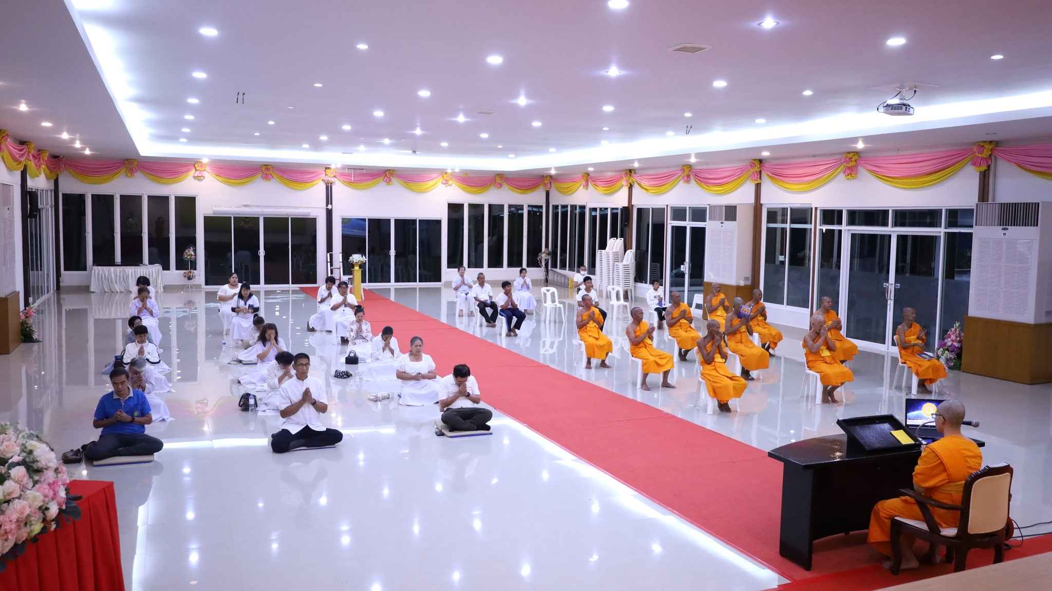 ศูนย์ปฏิบัติธรรมฉะเชิงเทรา (บุปผา สวัสดี) จัดโครงการปฏิบัติธรรมสุดสัปดาห์