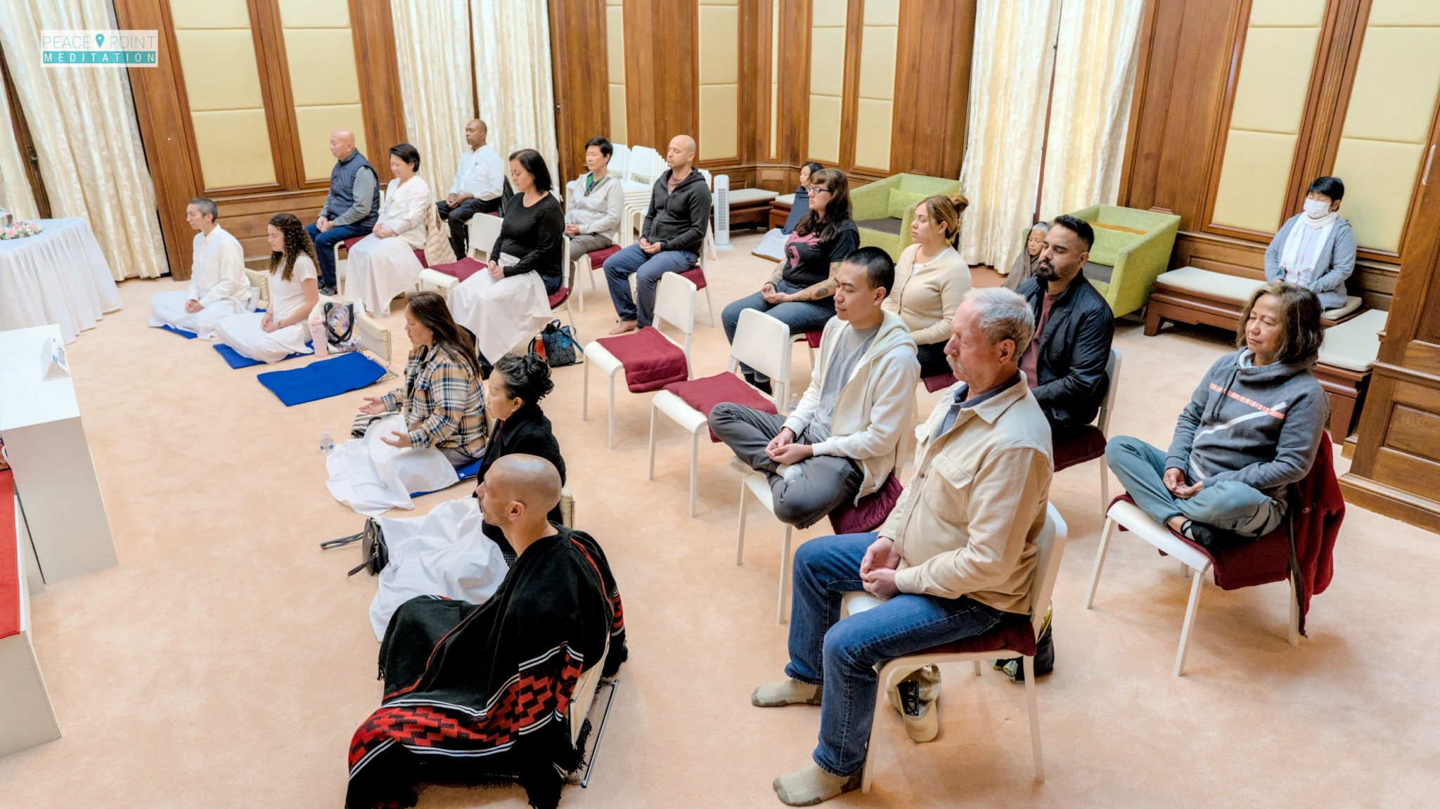 วัดพระธรรมกายแคลิฟอร์เนีย จัดกิจกรรมฝึกนั่งสมาธิให้กับชาวท้องถิ่น