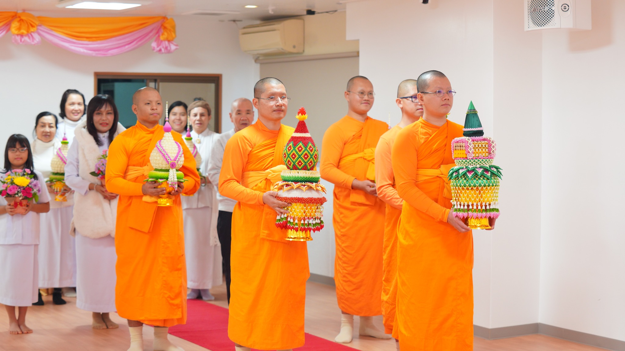วัดพระธรรมกายโอซาก้า จัดพิธีมุทิตาอายุวัฒนมงคล 84 ปี หลวงพ่อทัตตชีโว