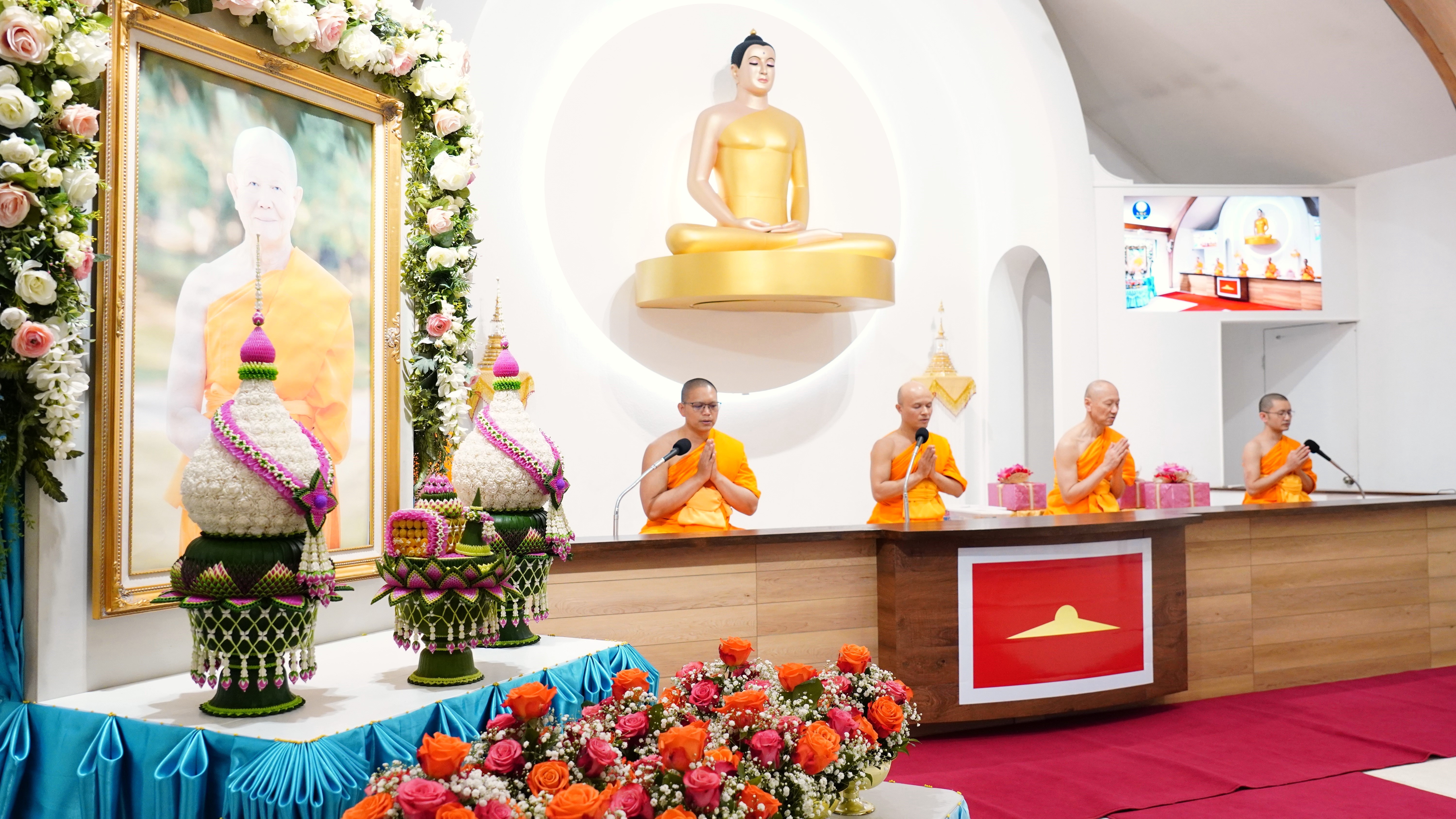 วัดพระธรรมกายซีแอตเติล จัดพิธีถวายคิลานเภสัช