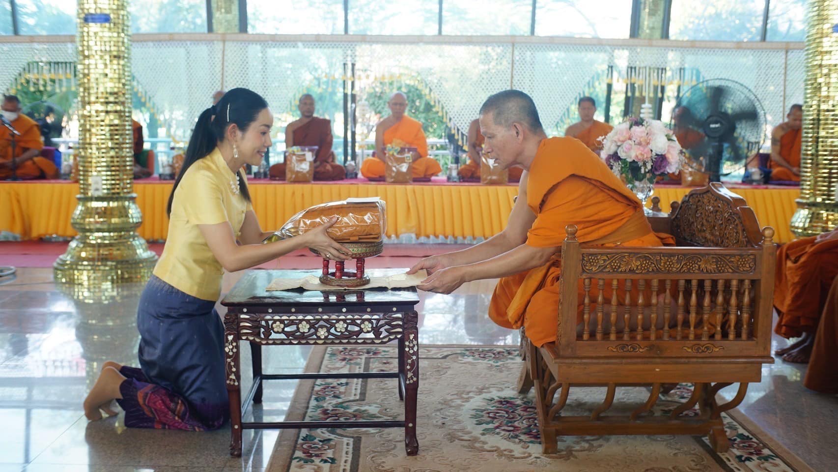คณะสงฆ์อำเภอคลองหลวงจัดพิธีเจริญพระพุทธมนต์ถวายพระพรชัยมงคลแด่พระบาทสมเด็จพระวชิรเกล้าเจ้าอยู่หัว