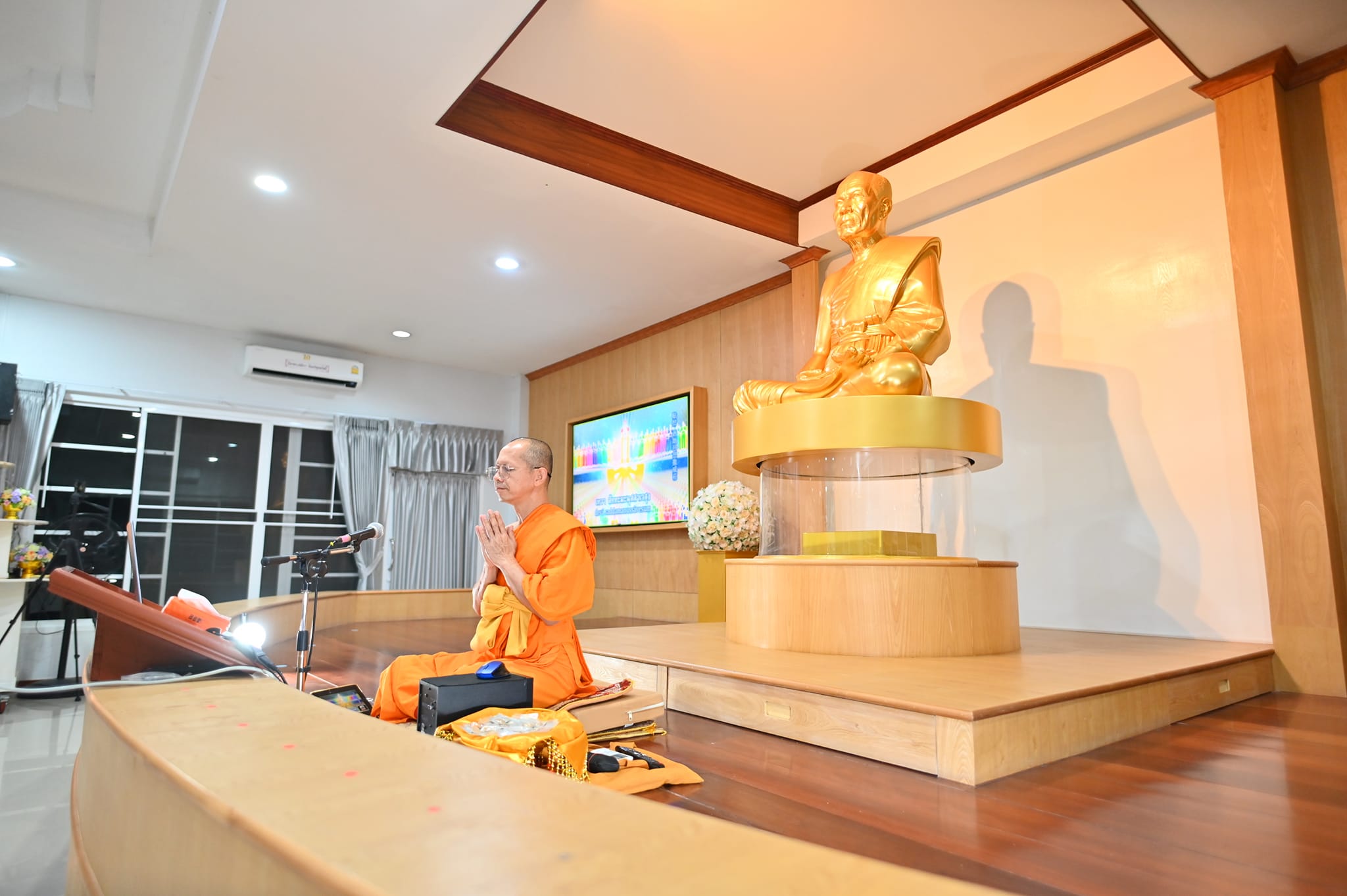 ศูนย์ปฏิบัติธรรมพนมสารคาม จัดปฏิบัติธรรมประจำสัปดาห์