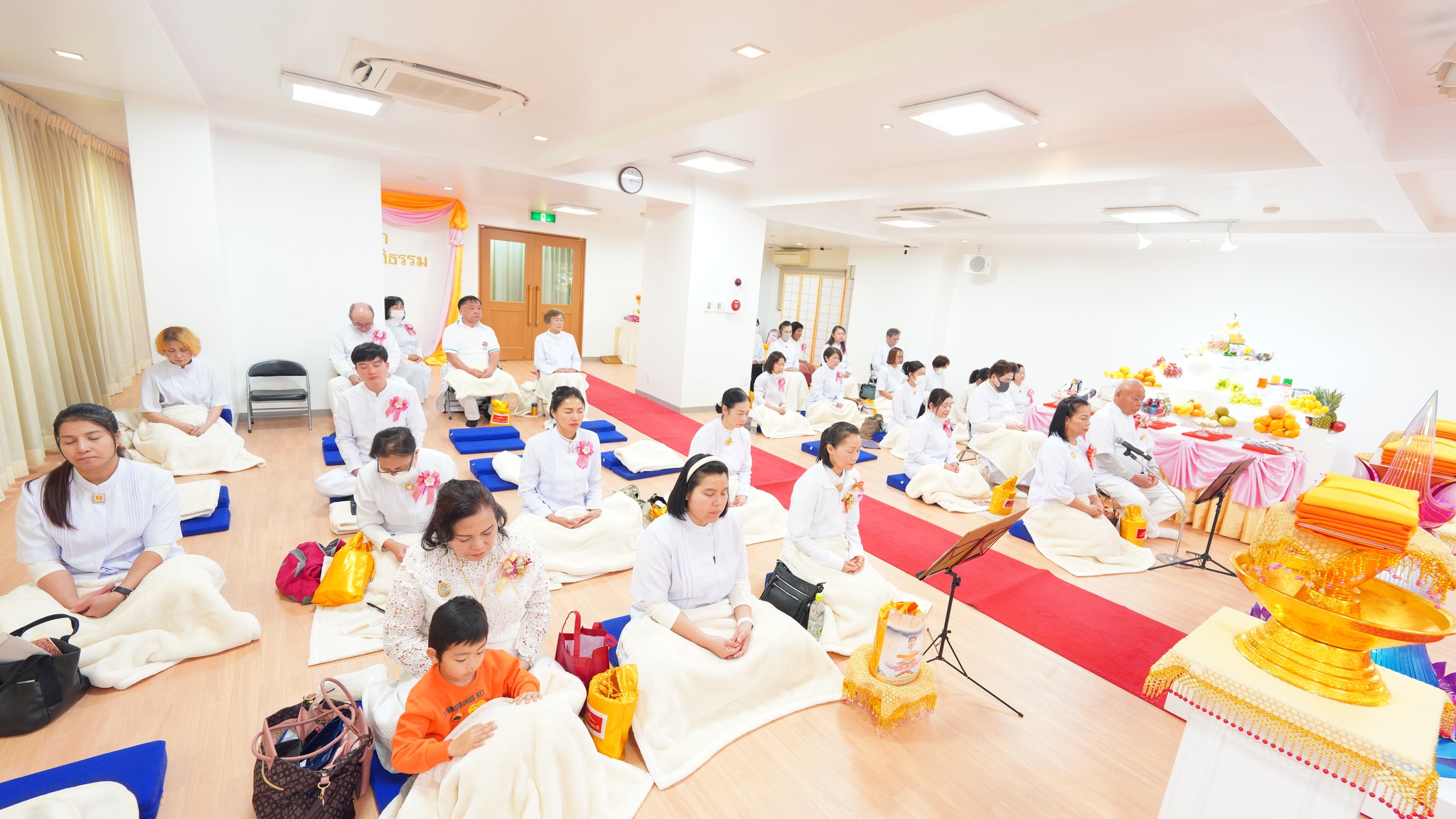 วัดพระธรรมกายโอซาก้า จัดงานบุญบูชาข้าวพระ