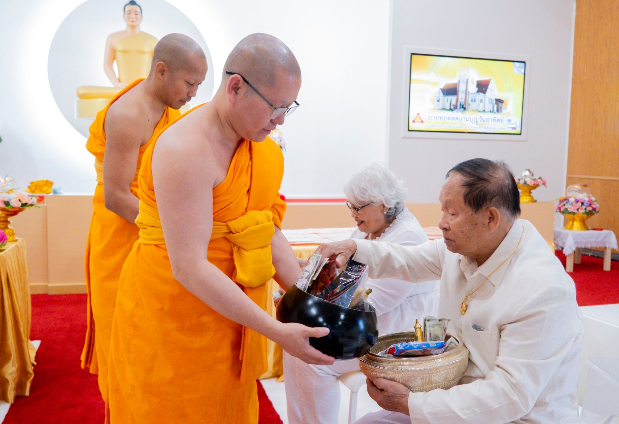 วัดพระธรรมกายมินเนโซตา จัดกิจกรรมงานบุญวันอาทิตย์