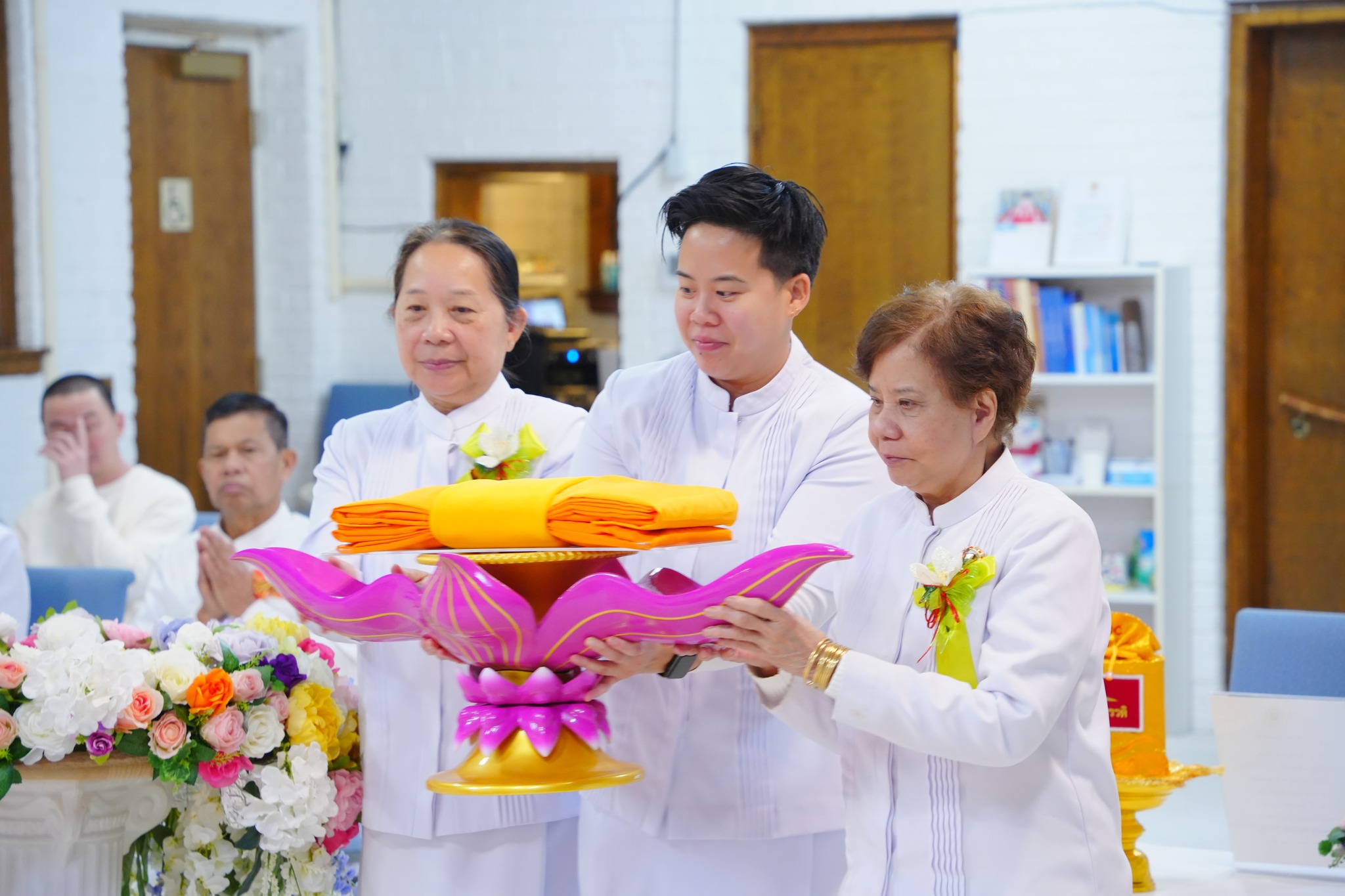 วัดพระธรรมกายชิคาโก จัดกิจกรรมงานบุญต้อนรับปีใหม่