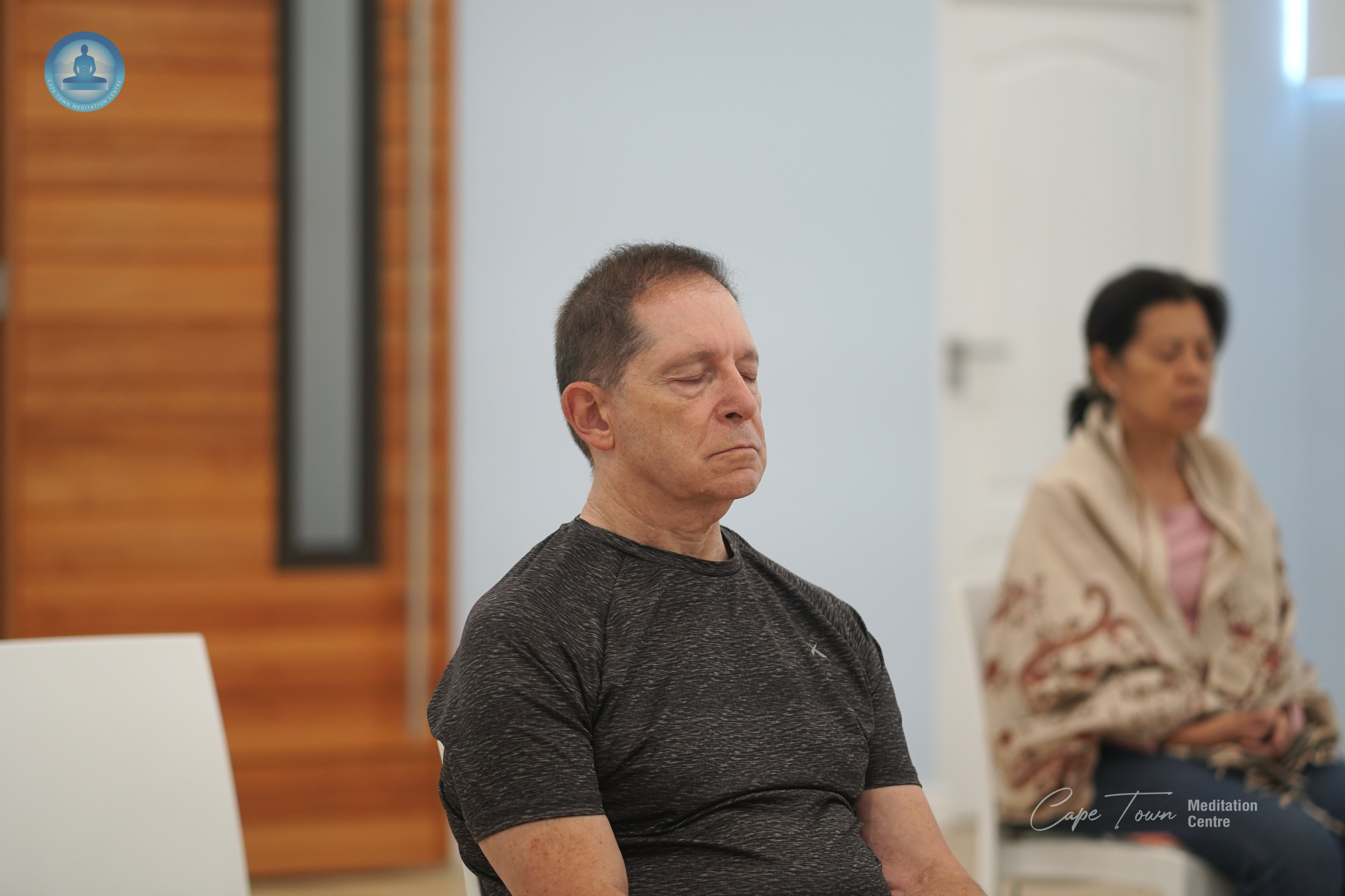 วัดพุทธเคปทาวน์ จัดคลาสสมาธิชาวท้องถิ่น