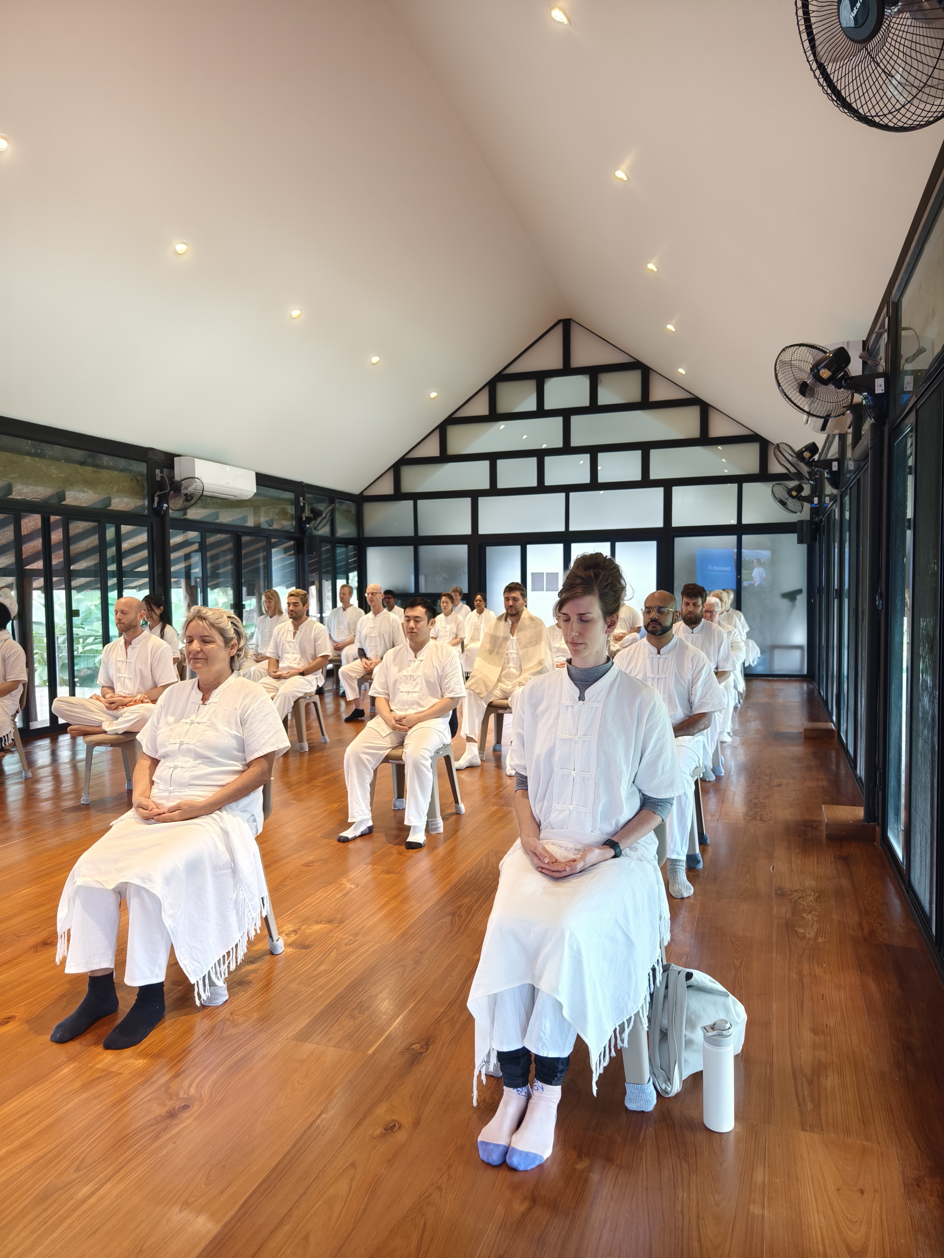 ศูนย์ปฏิบัติธรรมนานาชาติปาย จัดปฏิบัติธรรม Mind Pai