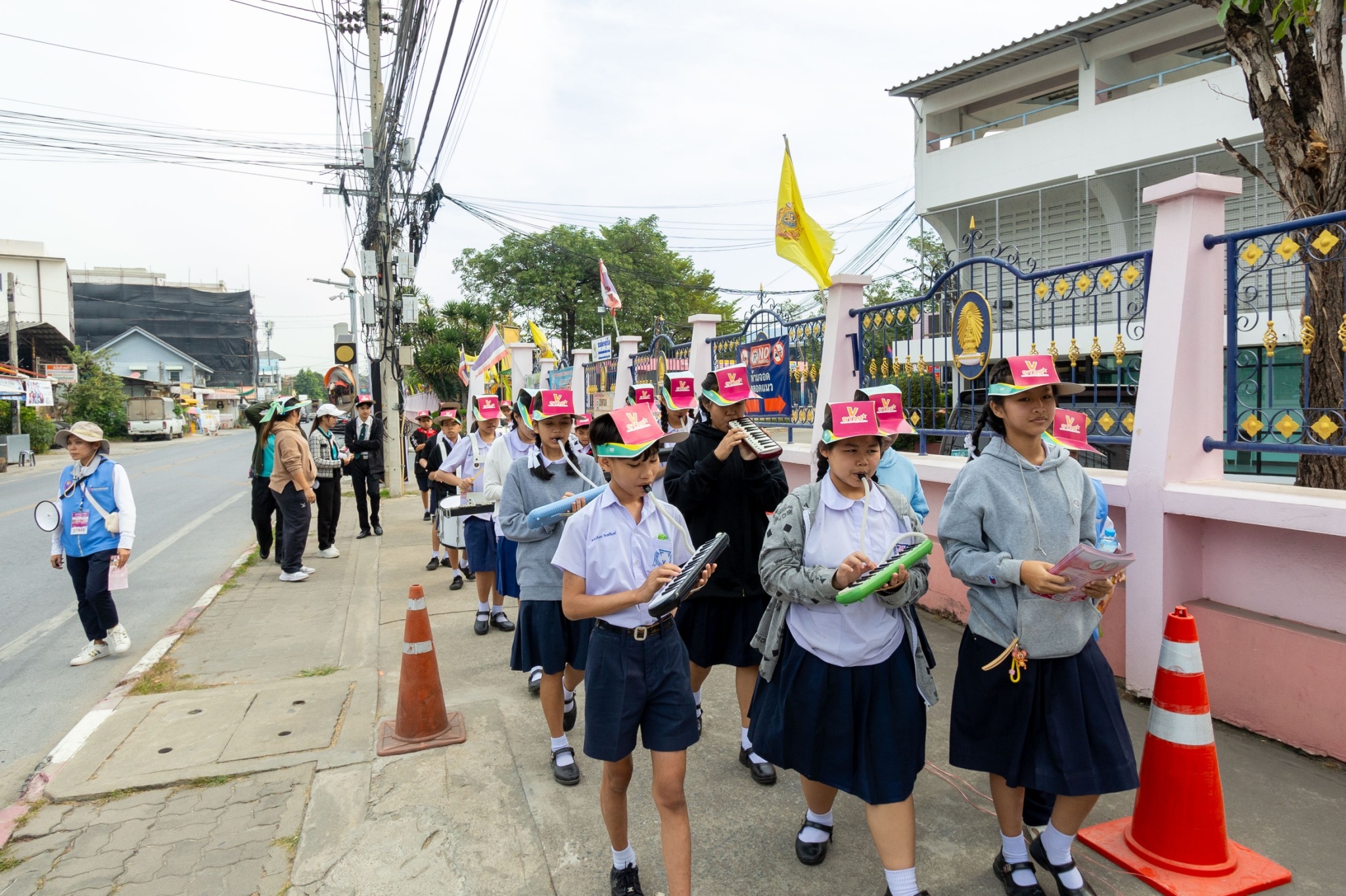 V-Marching Band ประชาสัมพันธ์แจ้งข่าวธรรมยาตรา ปีที่ 13 ณ ตลาดเจ้าพระยา จังหวัดนนทบุรี