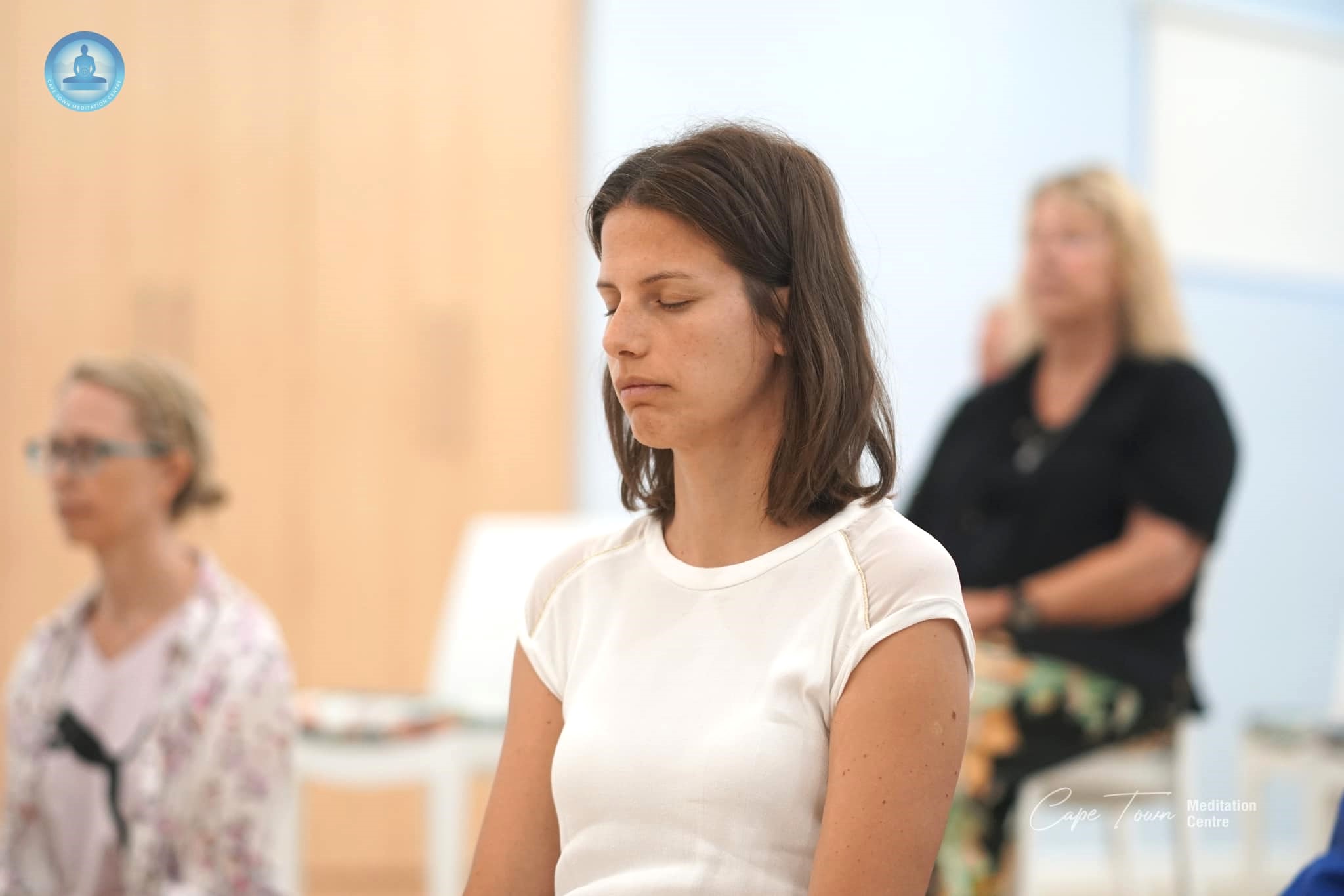 วัดพุทธเคปทาวน์ จัดปฏิบัติธรรมแก่ชาวท้องถิ่น