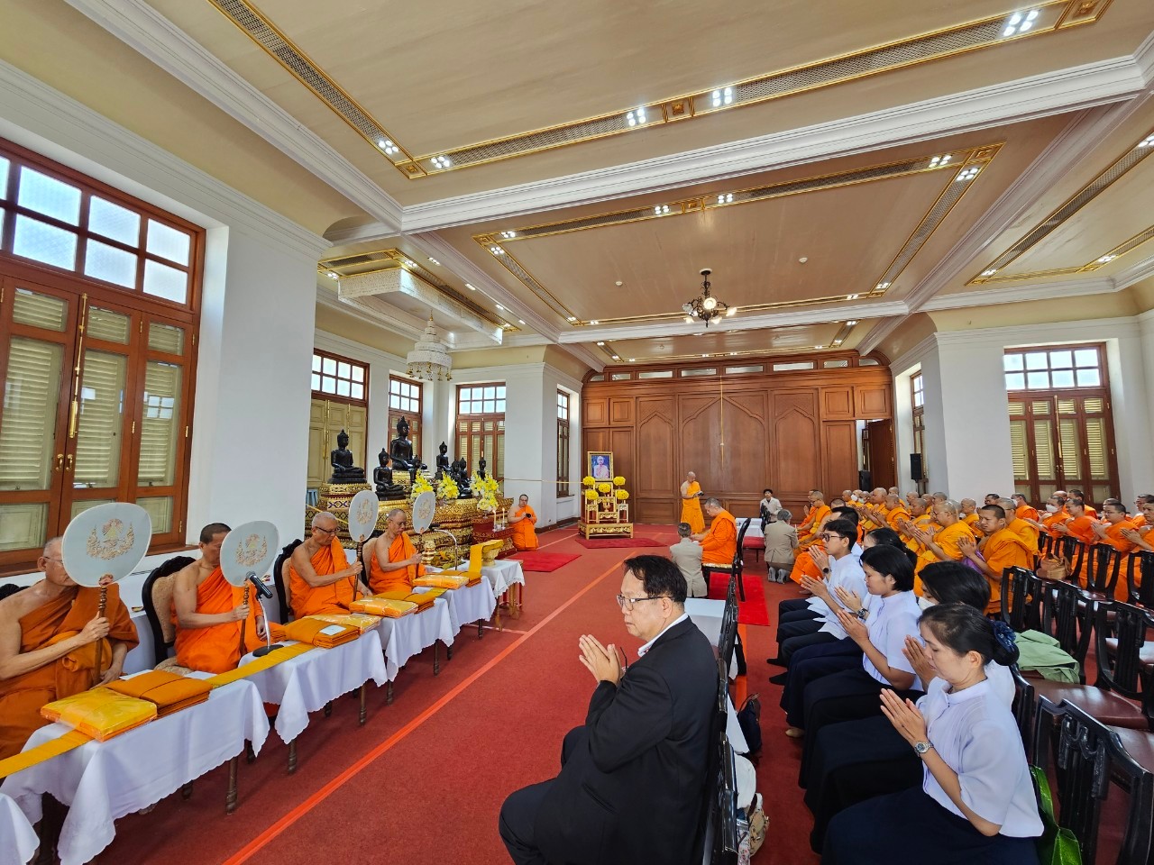 ชมรมพุทธศาสตร์สากล ร่วมพิธีบำเพ็ญกุศลวันคล้ายวันมรณภาพ ปีที่ 11 พระเดชพระคุณพระพุทธวรญาณ