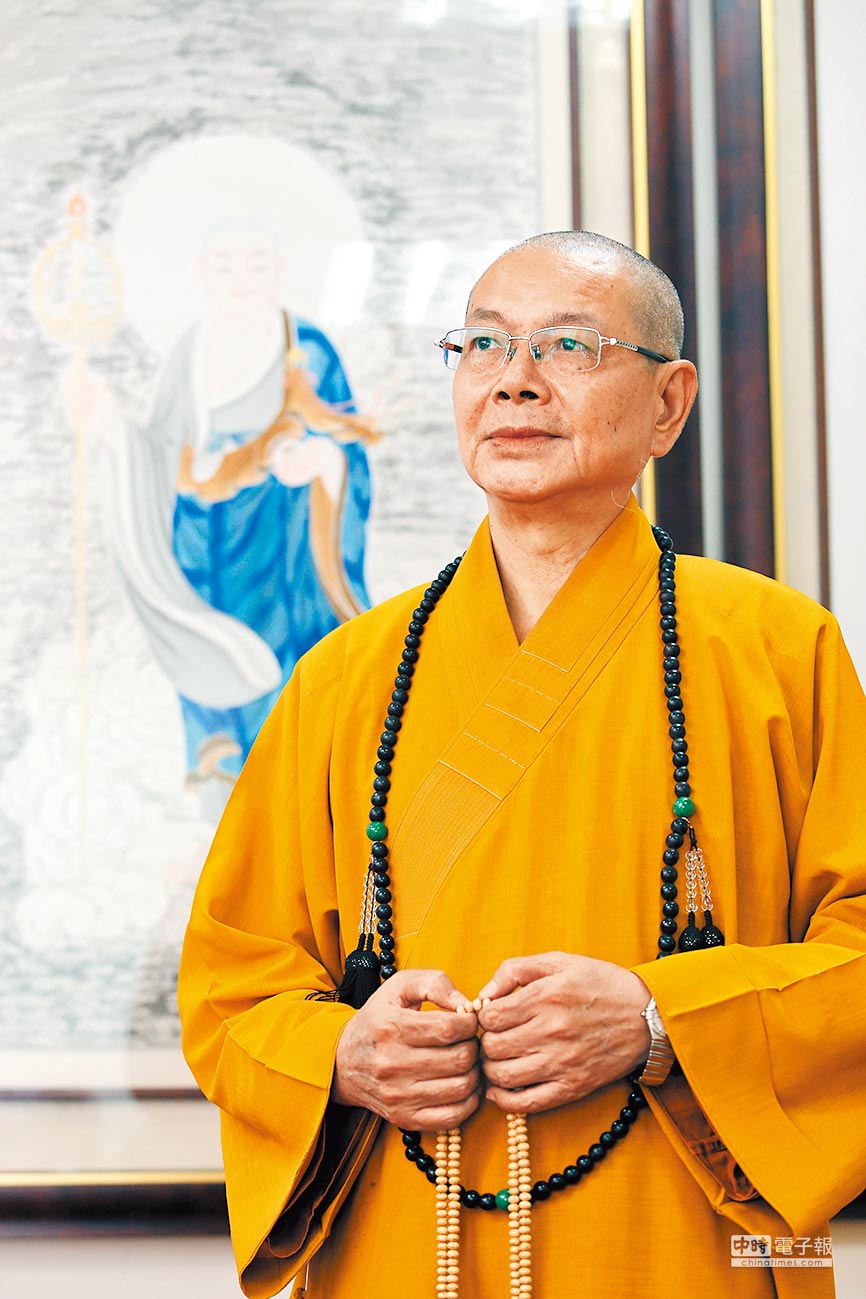 ผู้แทนวัดพระธรรมกาย จากวัดพระธรรมกายในไต้หวัน เข้าร่วมพิธีแสดงอาลัยพระมหาเถระธรรมาจารย์จิ้งเหย้า