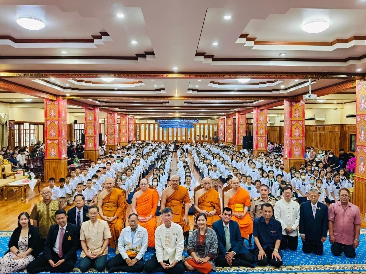 วัฒนธรรมจังหวัดปทุมธานี จัดประกวดสวดมนต์หมู่สรรเสริญพระรัตนตรัย