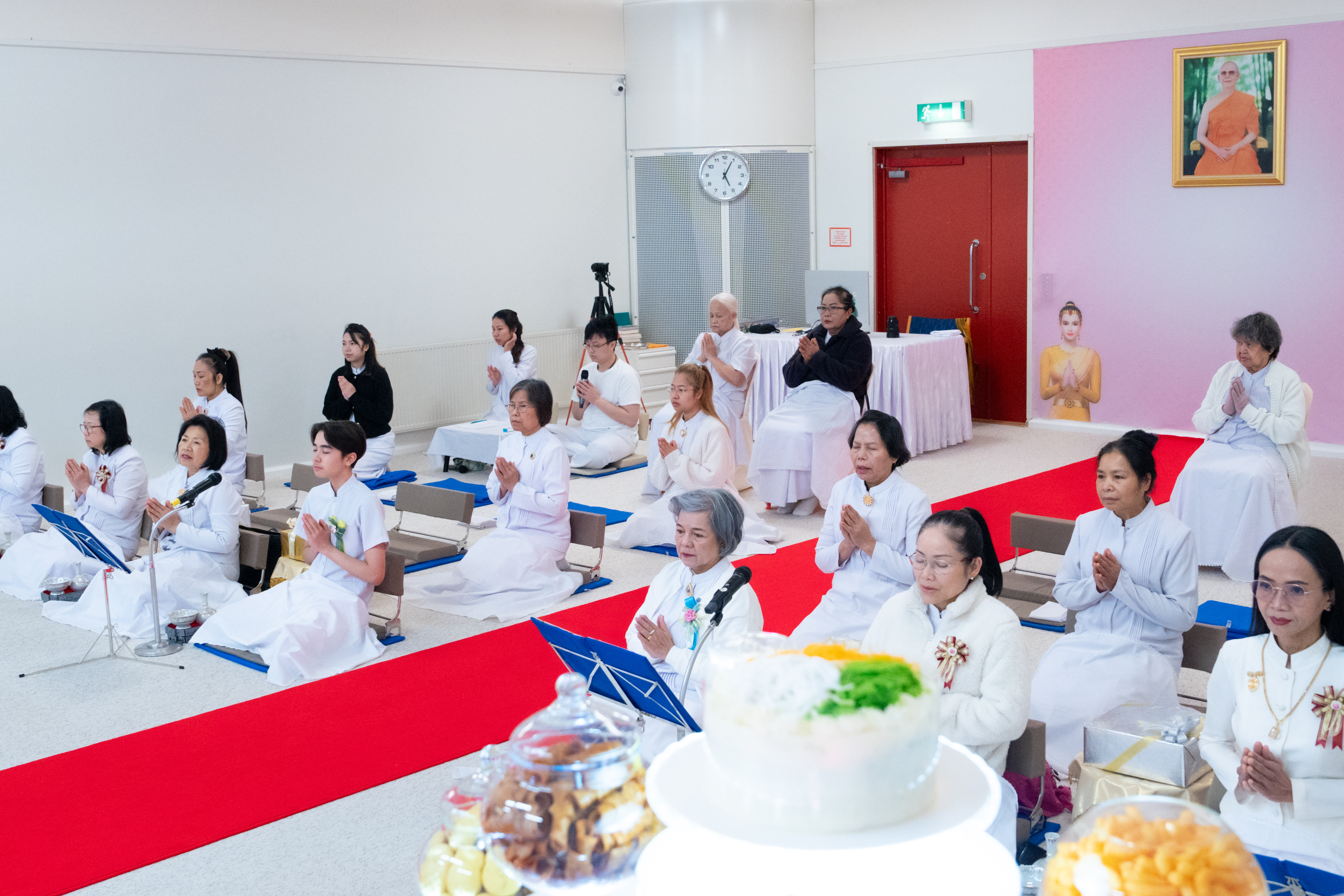 วัดพระธรรมกายสตอกโฮล์ม จัดงานบุญบูชาข้าวพระ