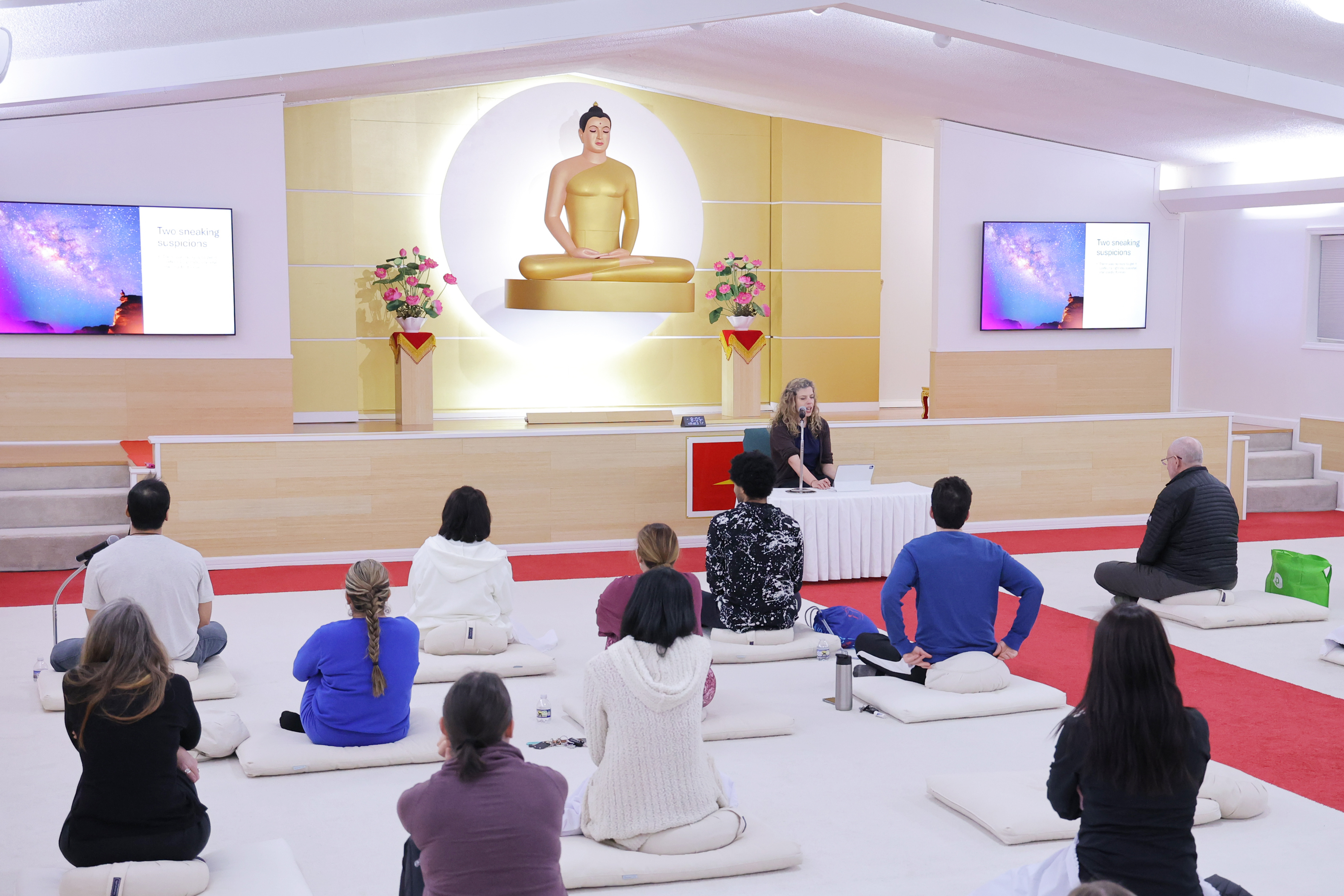 วัดพระธรรมกายจอร์เจีย จัดกิจกรรมนั่งสมาธิสำหรับชาวท้องถิ่น