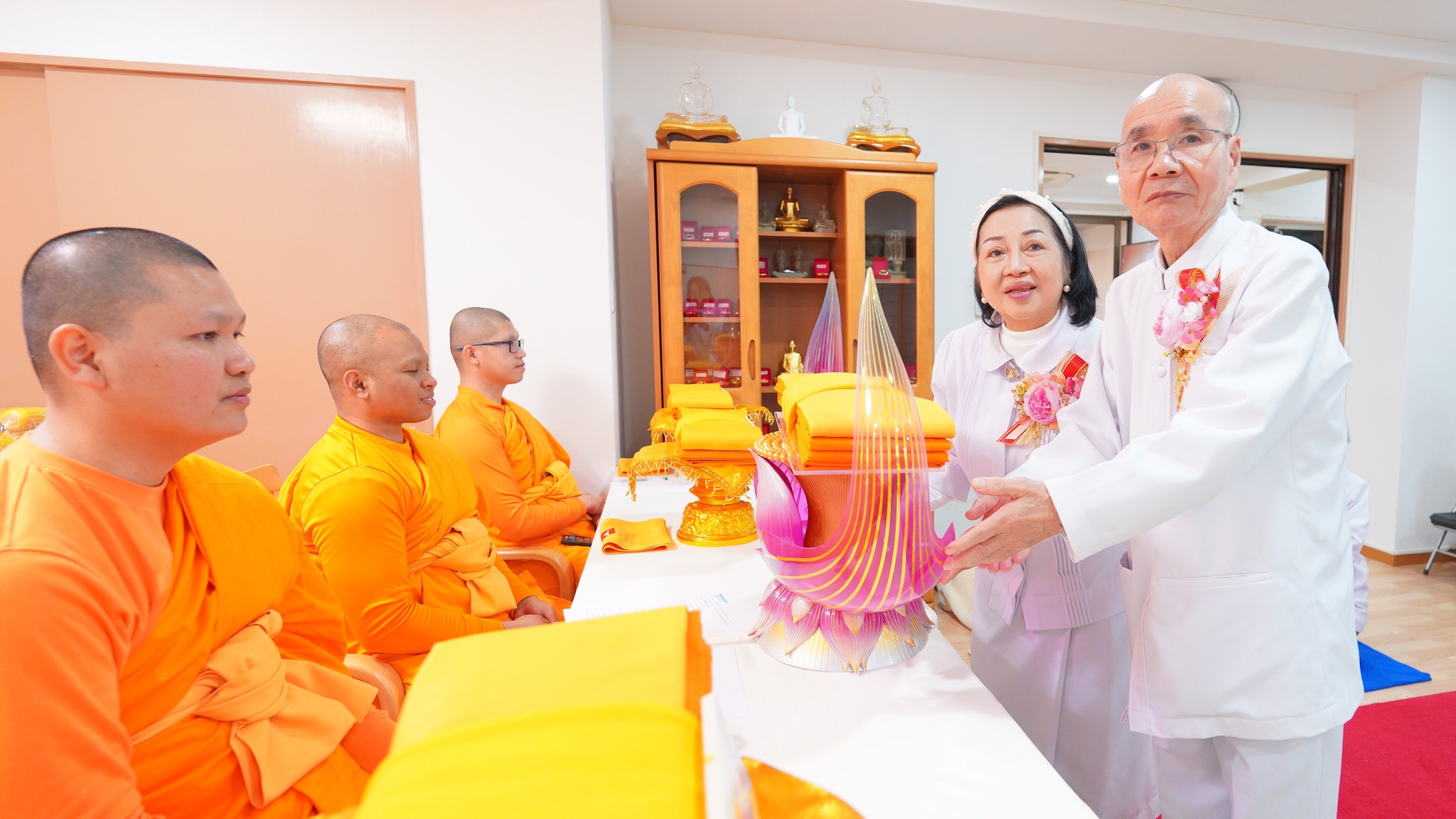 วัดพระธรรมกายโอซาก้า จัดงานบุญบูชาข้าวพระ