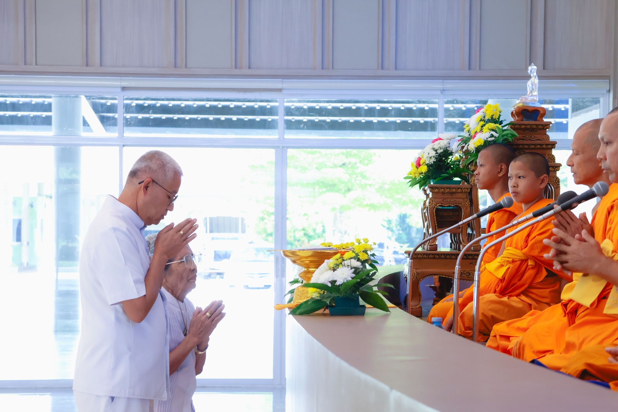 ศูนย์ปฏิบัติธรรมภาคใต้ จัดพิธีบูชาข้าวพระ