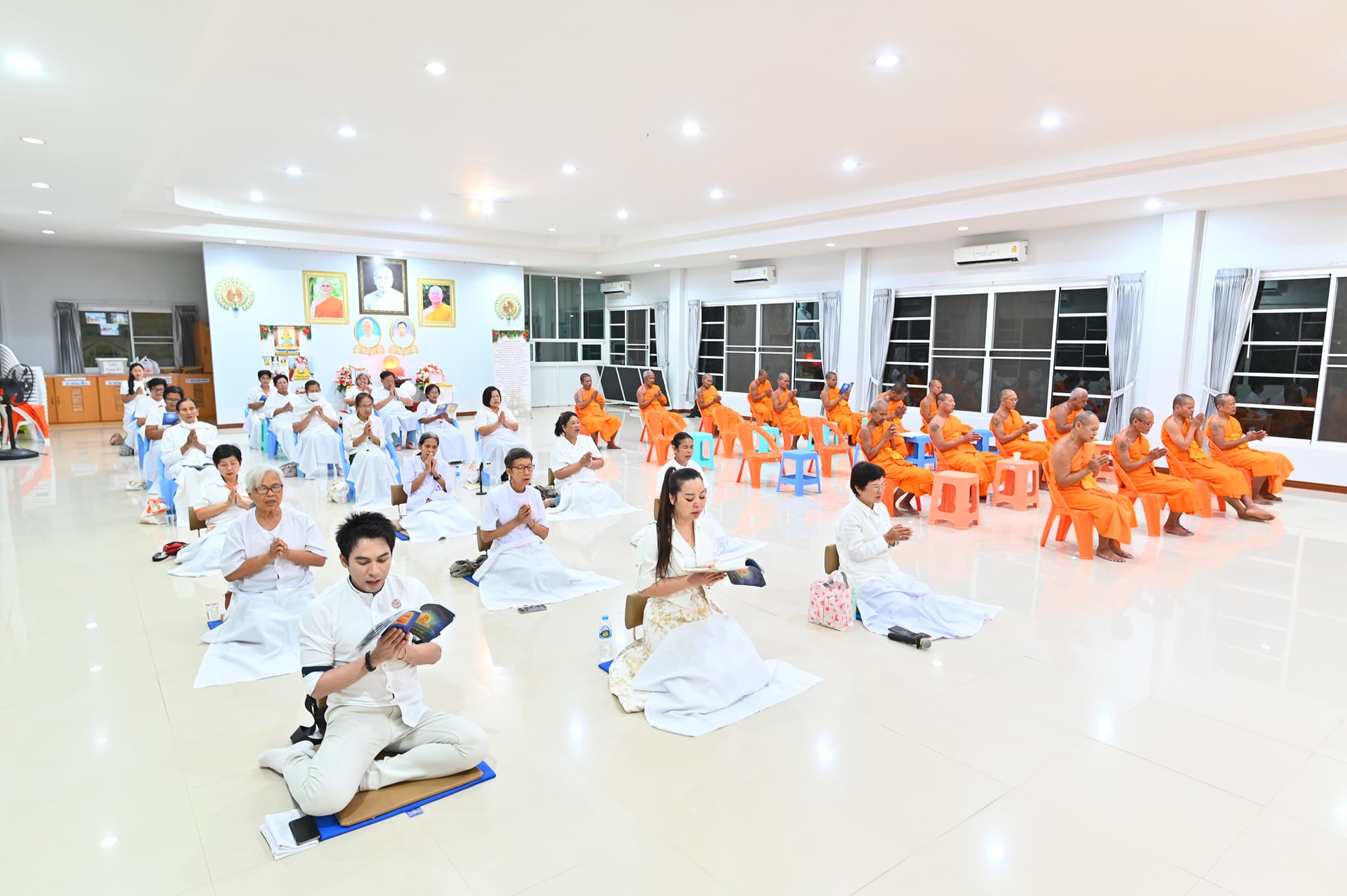 ศูนย์ปฏิบัติธรรมพนมสารคาม จัดปฏิบัติธรรมประจำสัปดาห์