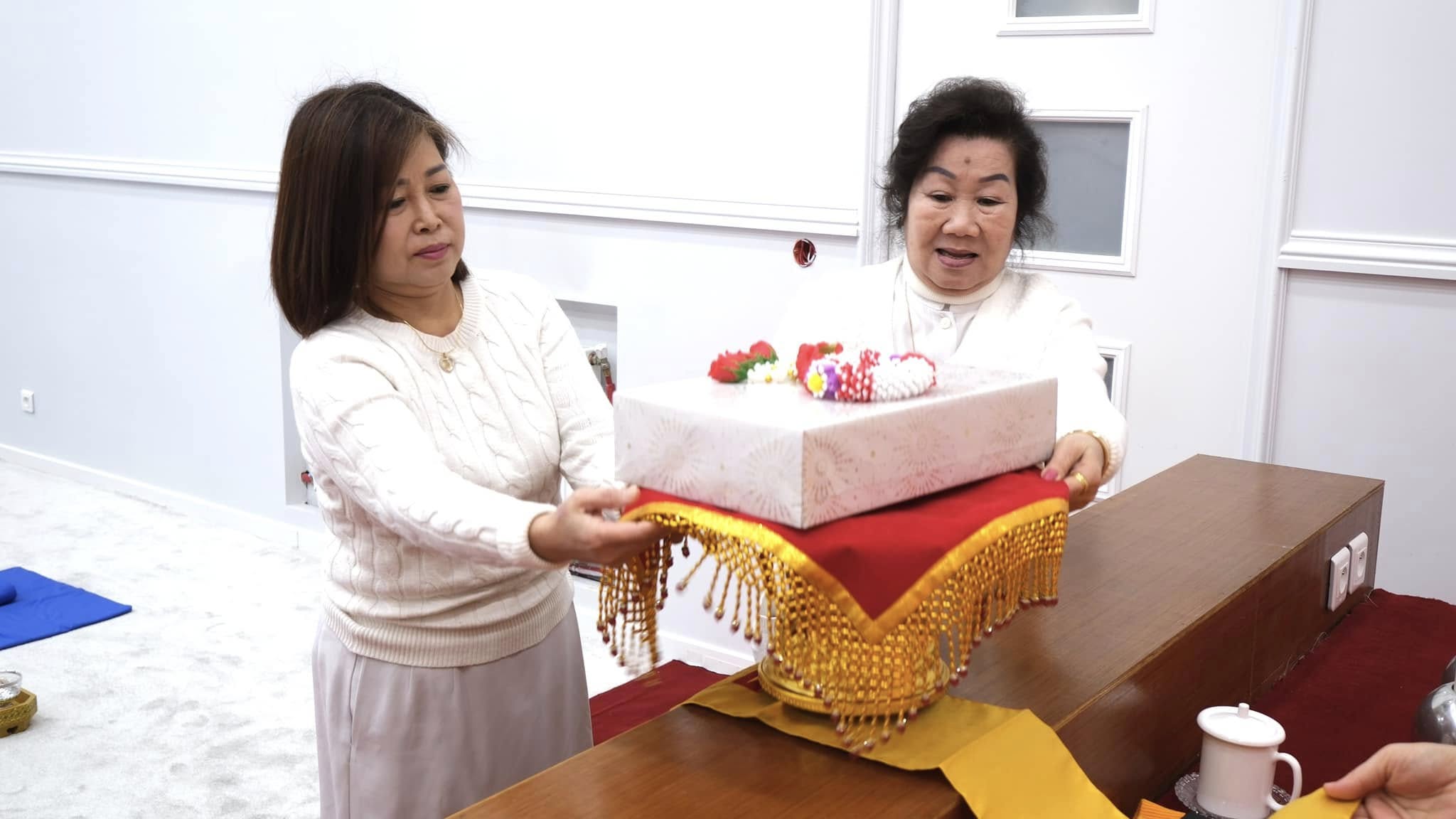 วัดพระธรรมกายบอร์คโด จัดปฏิบัติธรรมวันอาทิตย์