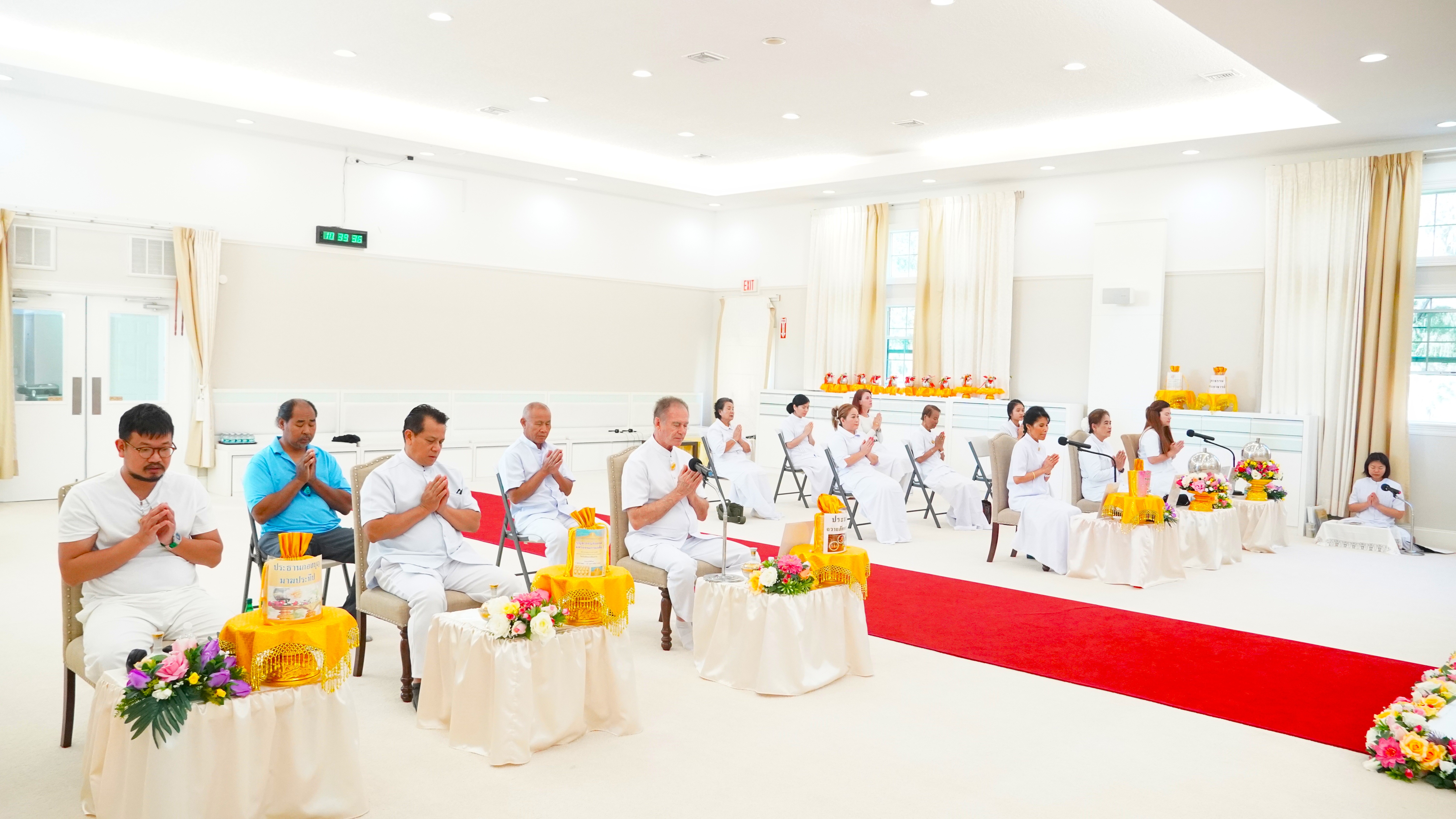 วัดพระธรรมกายฟลอริดา จัดพิธีถวายโคมมาฆประทีป