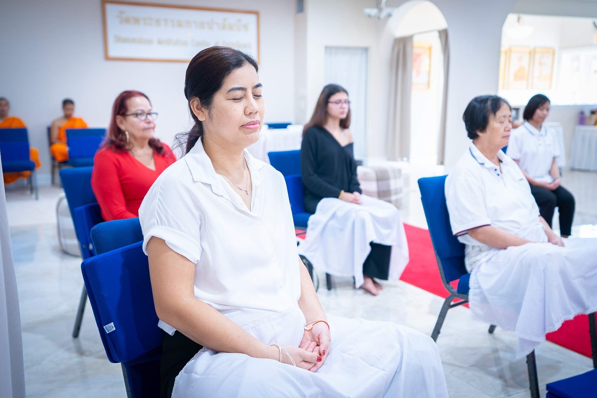 วัดพระธรรมกายปาล์มบีช จัดปฏิบัติธรรมชาวท้องถิ่น