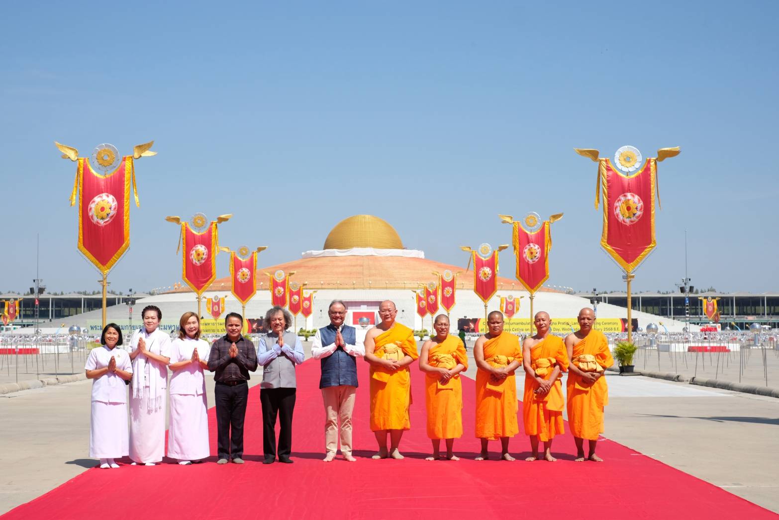 เอกอัครราชทูตอินเดียประจำประเทศไทย เข้าเยี่ยมคารวะและสนทนากับหลวงพ่อทัตตชีโว