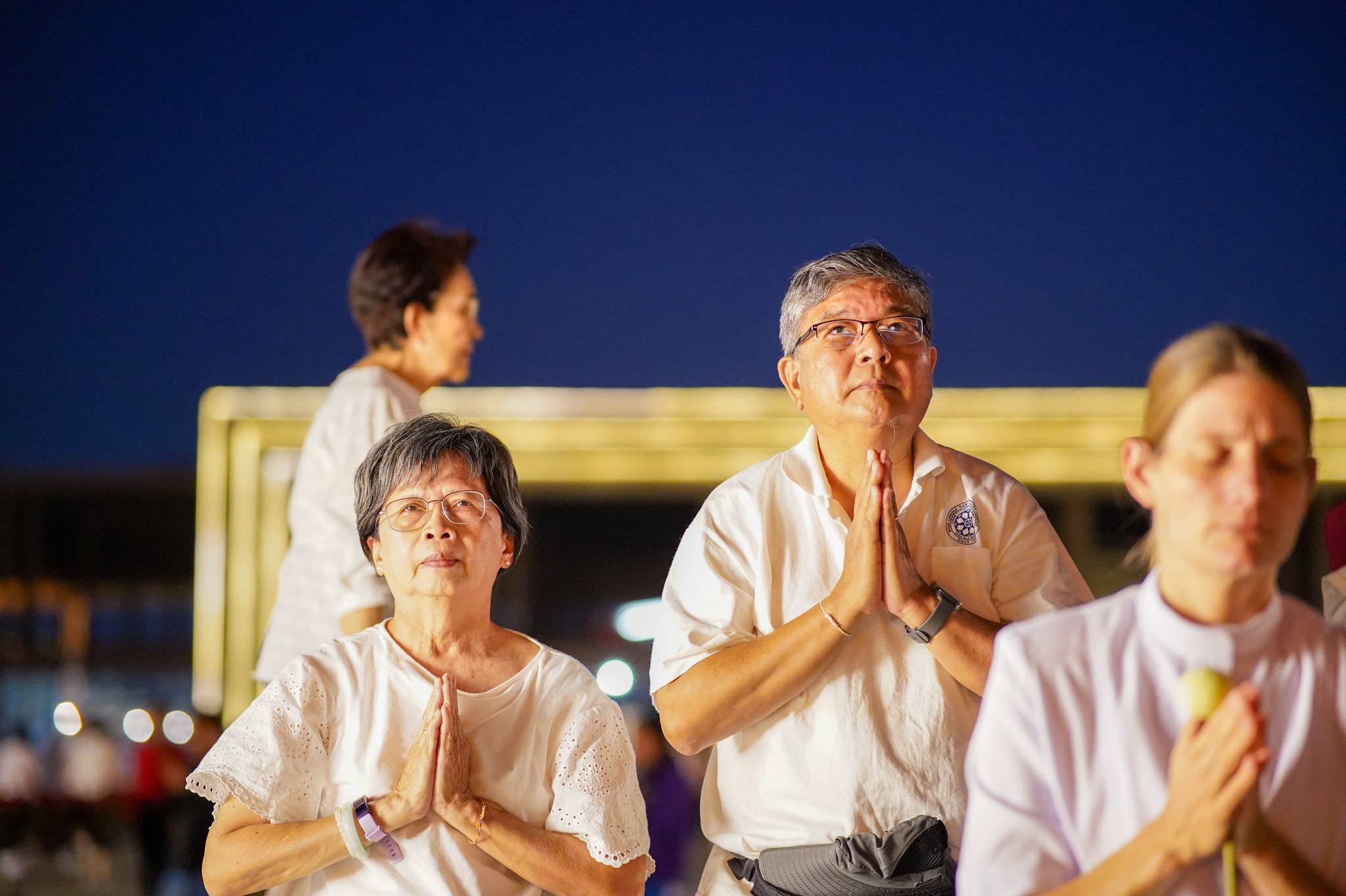 ชาวมาเลเซีย มาเยี่ยมชมวัดพระธรรมกาย